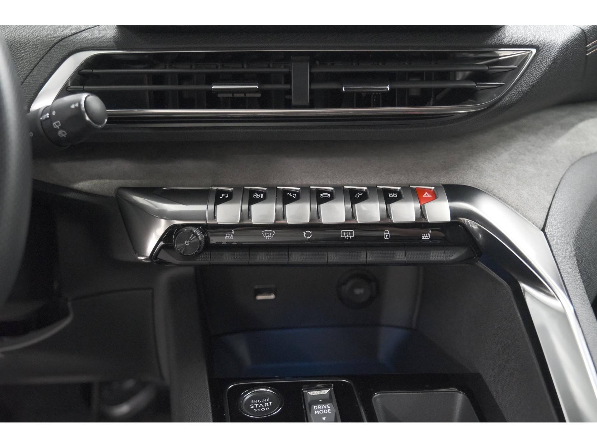 Peugeot 3008 PureTech 130 EAT8 GT Black Pack | Camera | Adaptieve Cruise Control | Elektronische Kofferklep | Apple Carplay