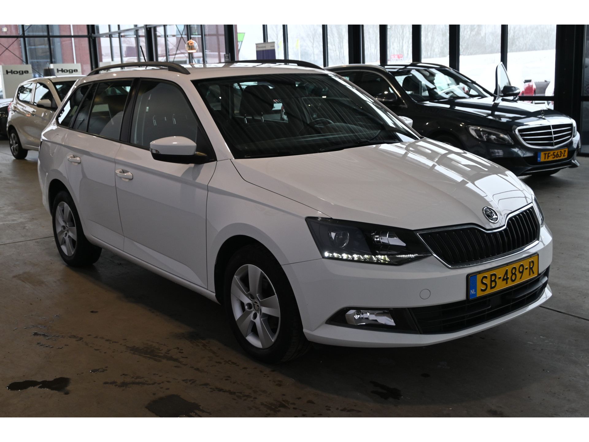 ŠKODA Fabia Combi 1.0 TSI Ambition Business Airco Navigatie Cruise Control Rijklaarprijs Inruil Mogelijk!