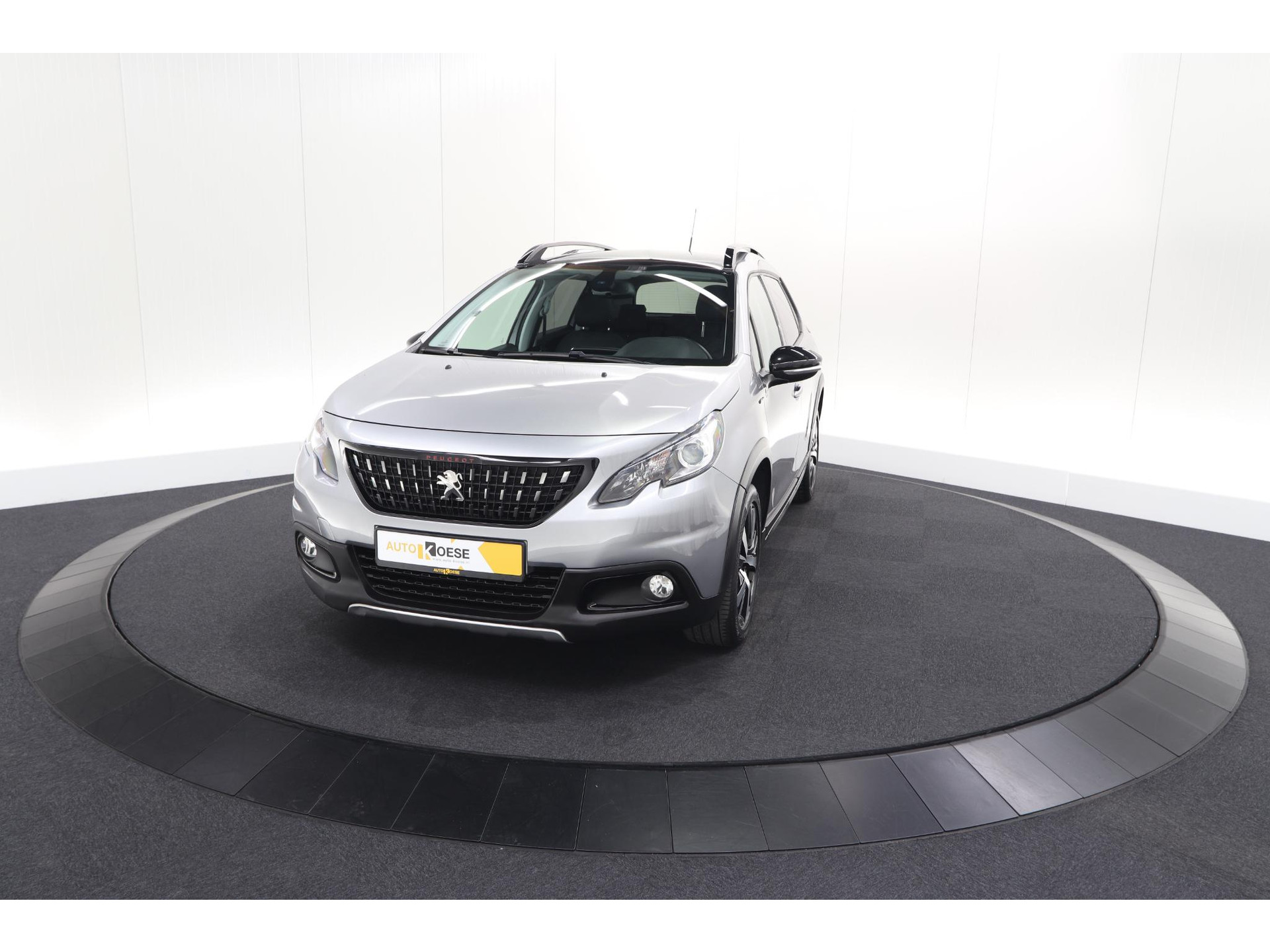 Peugeot 2008 PureTech 110 EAT6 GT-Line | Trekhaak | Panoramadak | Apple Carplay | Parkeersensoren