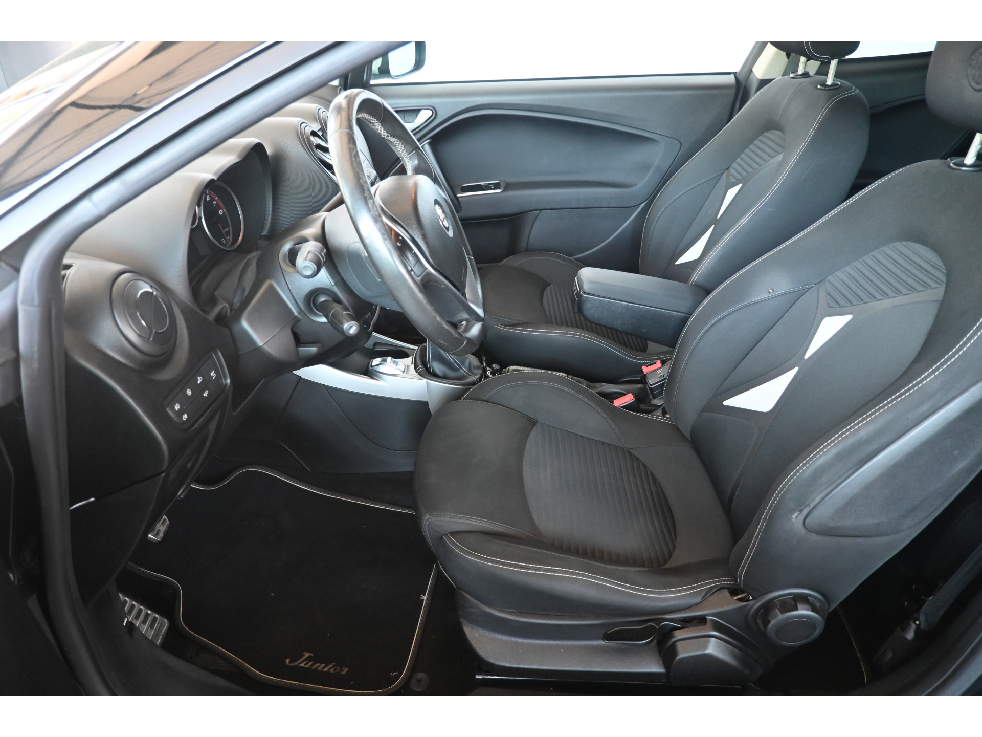 Alfa Romeo MiTo 0.9 TwinAir Clima Cruise Control Rijklaarprijs Inruil Mogelijk!