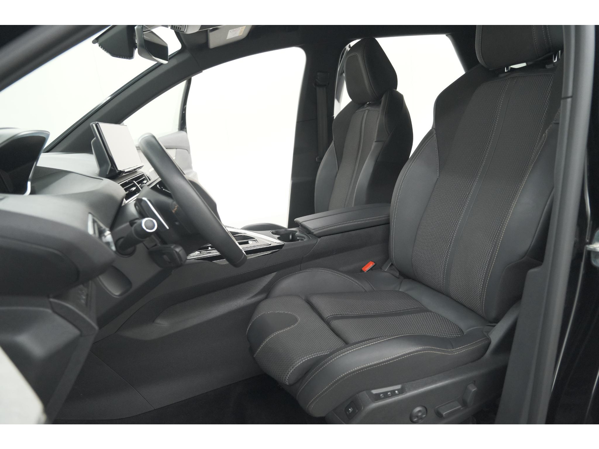 Peugeot 3008 1.2 Hybrid 136 GT | 360 Camera | Adaptieve Cruise Control | Elektronische Kofferklep | Navigatie