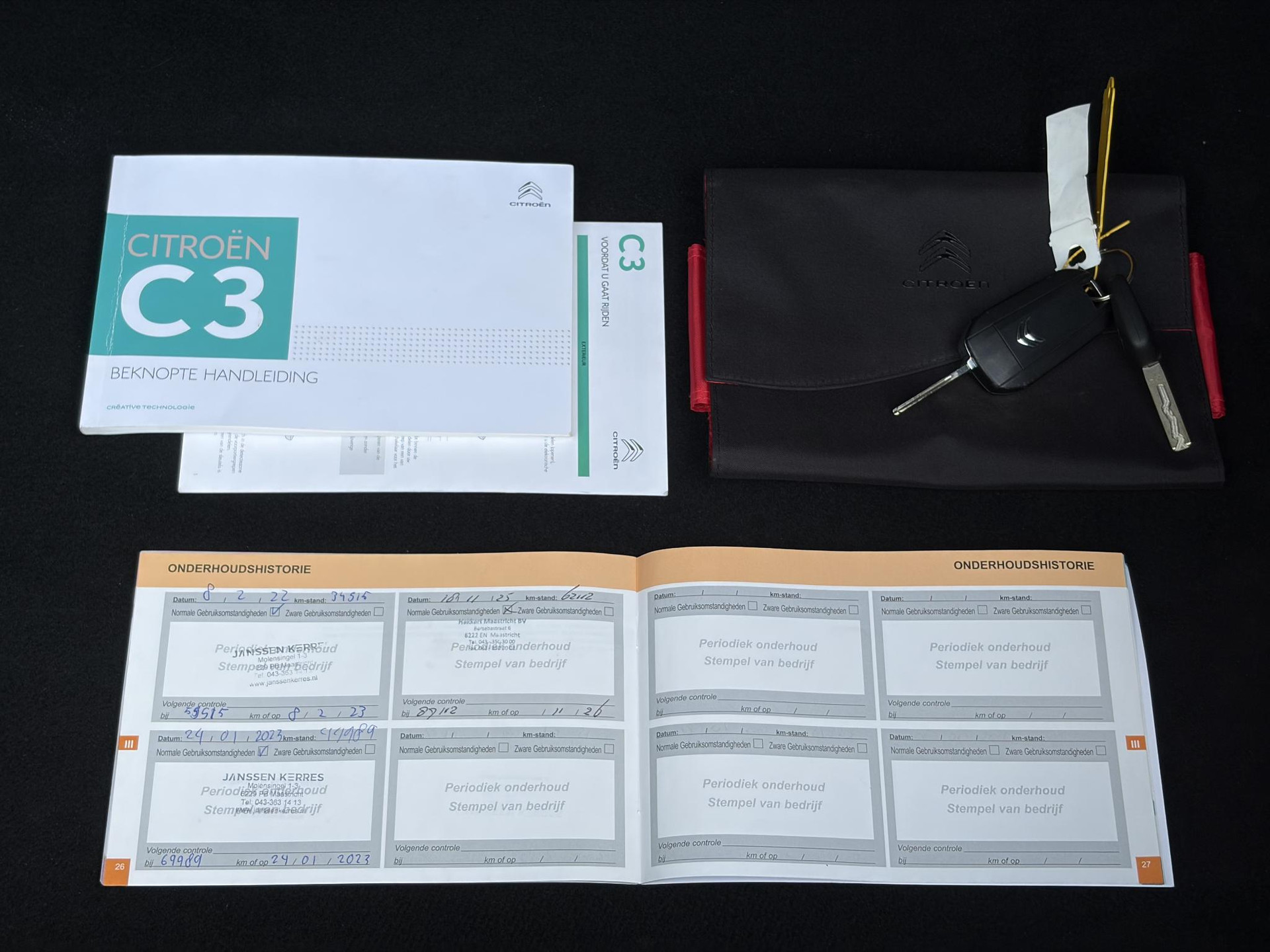 Citroen C3 1.2 PureTech Shine ✓2e Eigenaar✓Camera✓Carplay✓Navi✓Trekhaak✓Pdc✓Clima✓Cruise✓17''Lm velgen✓Rijstrooksensor✓N.A.P✓Apk tot 04-2027