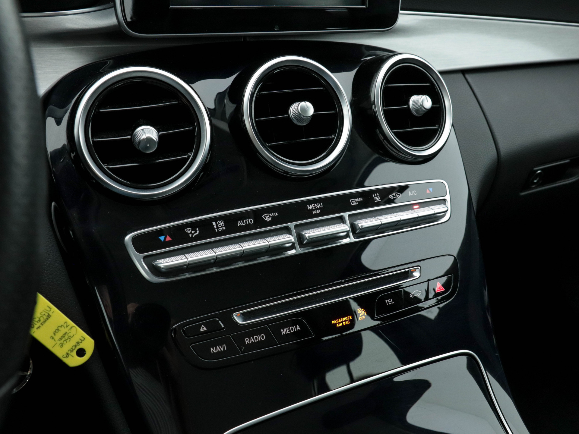 Mercedes-Benz C-klasse Estate 350 e Avantgarde (HYBRID ACCU DEFECT) (INCL-BTW ) Aut *NAVI-FULLMAP | FULL-LED | LEATHER-FABRIC | CAMERA | AIRMATIC | ECC | PDC | CRUISE | HEATED-SPORTSEATS | SHIFT-PADDLES |  17"ALU*