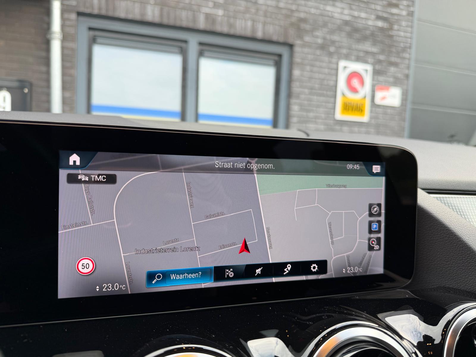 Mercedes-Benz B-klasse 180 Business Solution AMG | 1E EIGENAAR | 3/6/12MND GARANTIE | LEDER | LED | AUTOMAAT | DAB | CARPLAY | CRUISE | CLIMA | STOELVERWM. |