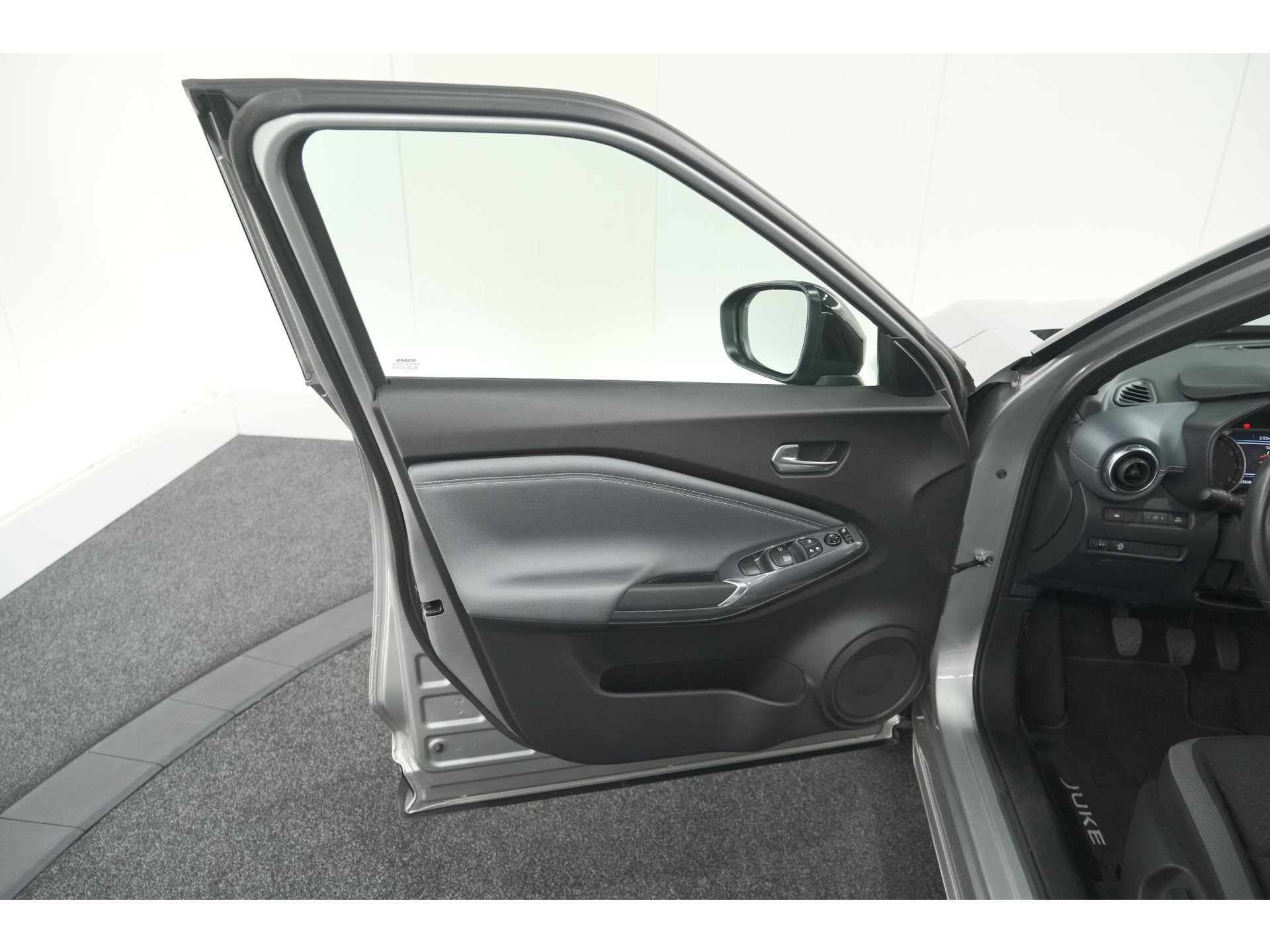 Nissan Juke 1.0 DIG-T Premiere Edition | Trekhaak | Camera | Apple Carplay | Parkeersensoren