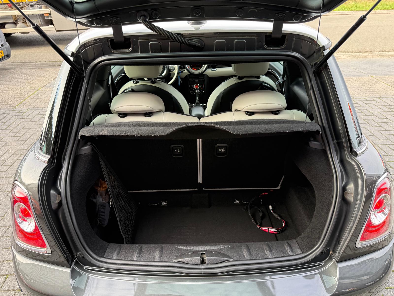 MINI 3-Deurs 2.0 Cooper SD Monte Carlo | 3/6/12 MND GARANTIE | AUTOMAAT | CRUISE | XENON | GOED ONDERHOUDEN | BLUETOOTH | CLIMA |