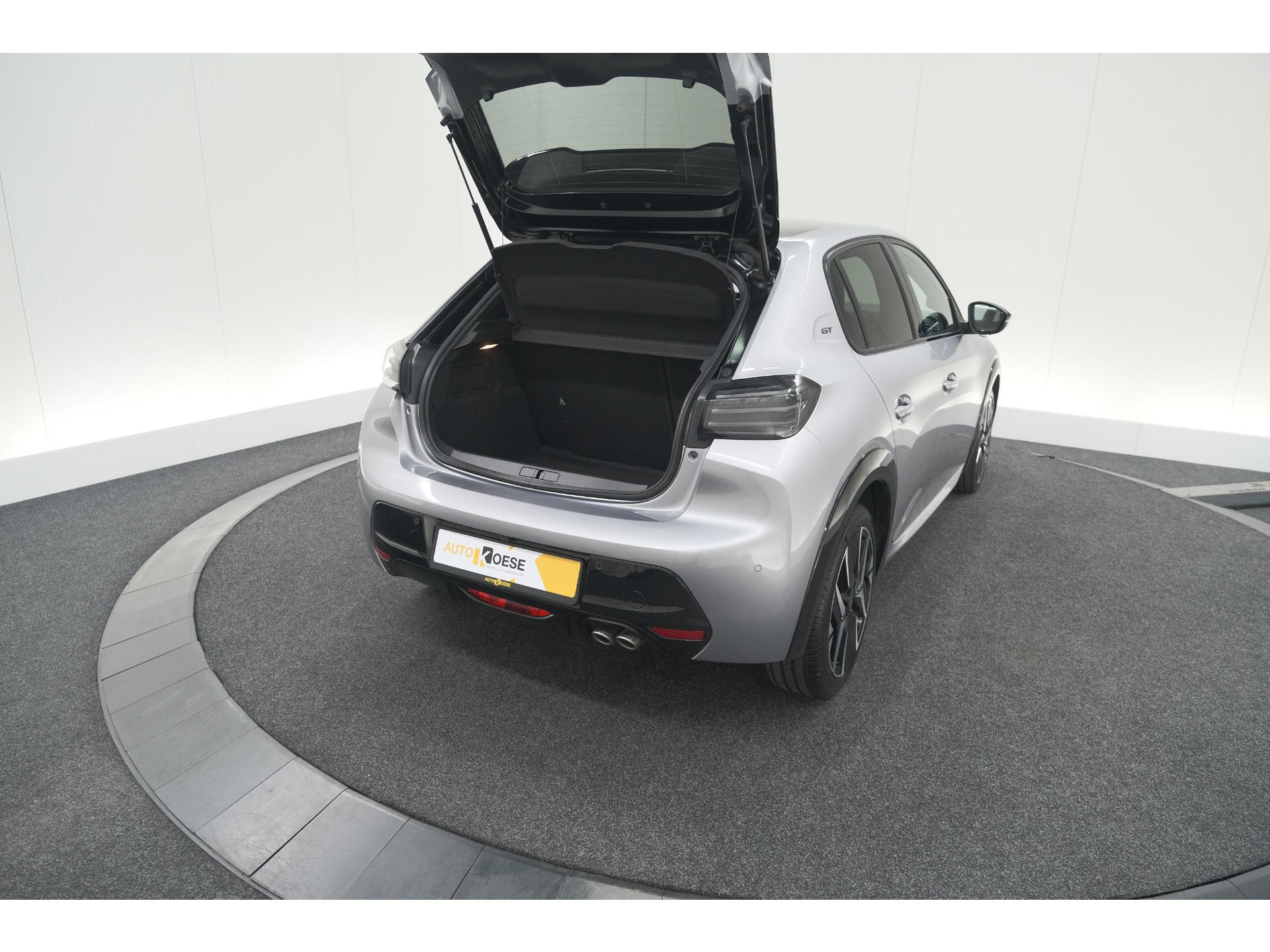 Peugeot 208 Hybrid 136 e-DCS6 GT | Camera | Apple Carplay & Android Auto | Parkeersensoren