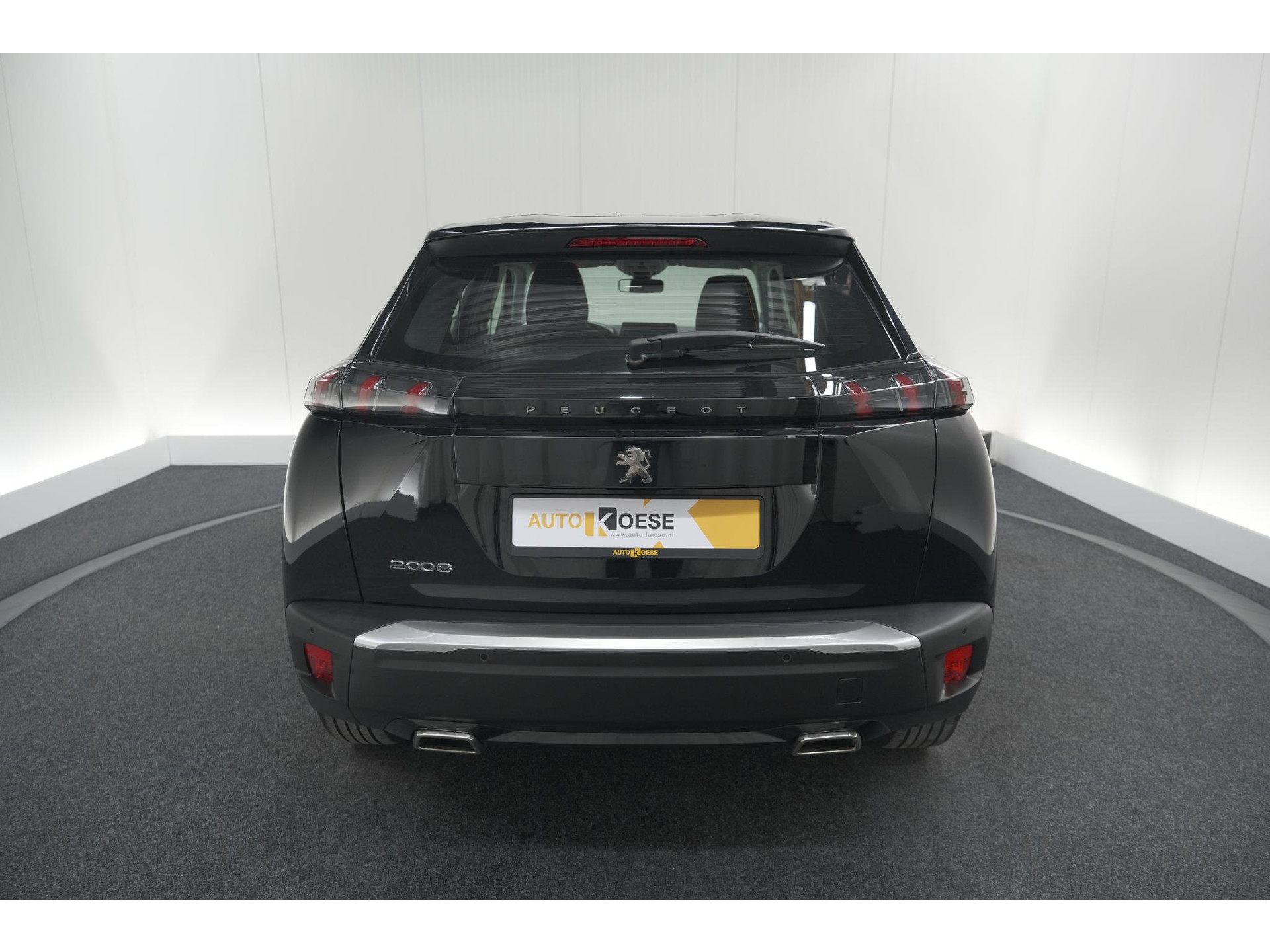 Peugeot 2008 PureTech 130 EAT8 Active | Parkeersensoren | Navigatie | Apple Carplay