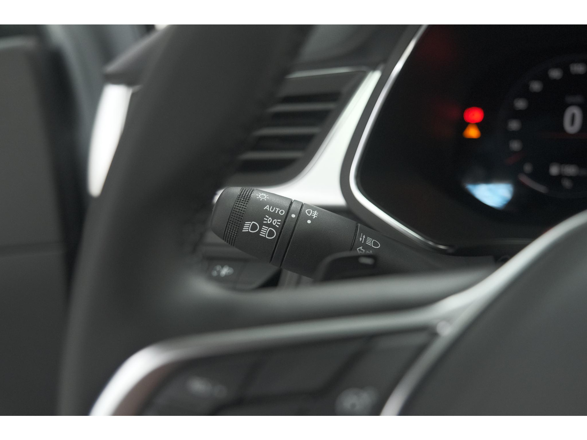 Renault Captur Mild Hybrid 140 EDC Techno | Trekhaak | 360 Camera | 9.3 Inch Grootscherm | Apple Carplay | Parkeersensoren