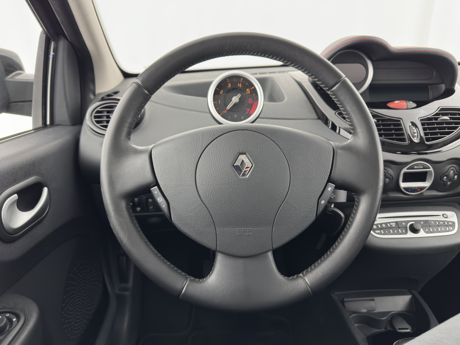 Renault Twingo 1.2 16V Dynamique *CLIMATE CONTROL | CRUISE | RADIO-CD/MP3 | COMFORTSEATS*