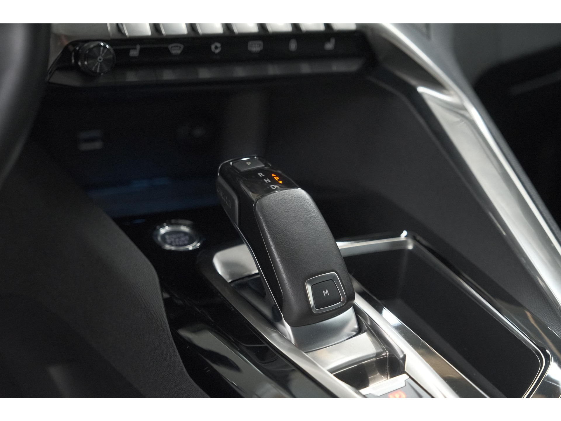 Peugeot 3008 PureTech 130 EAT8 Blue Lease Premium | Elektrische Kofferklep | Dodehoekdetectie | Stoelen-Pakket