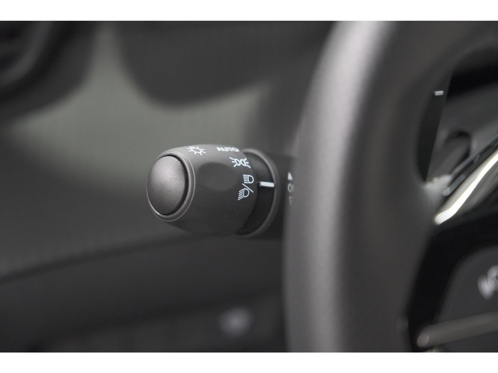 Peugeot 2008 1.2 Hybrid 136 GT | Camera | Apple Carplay | Parkeersensoren