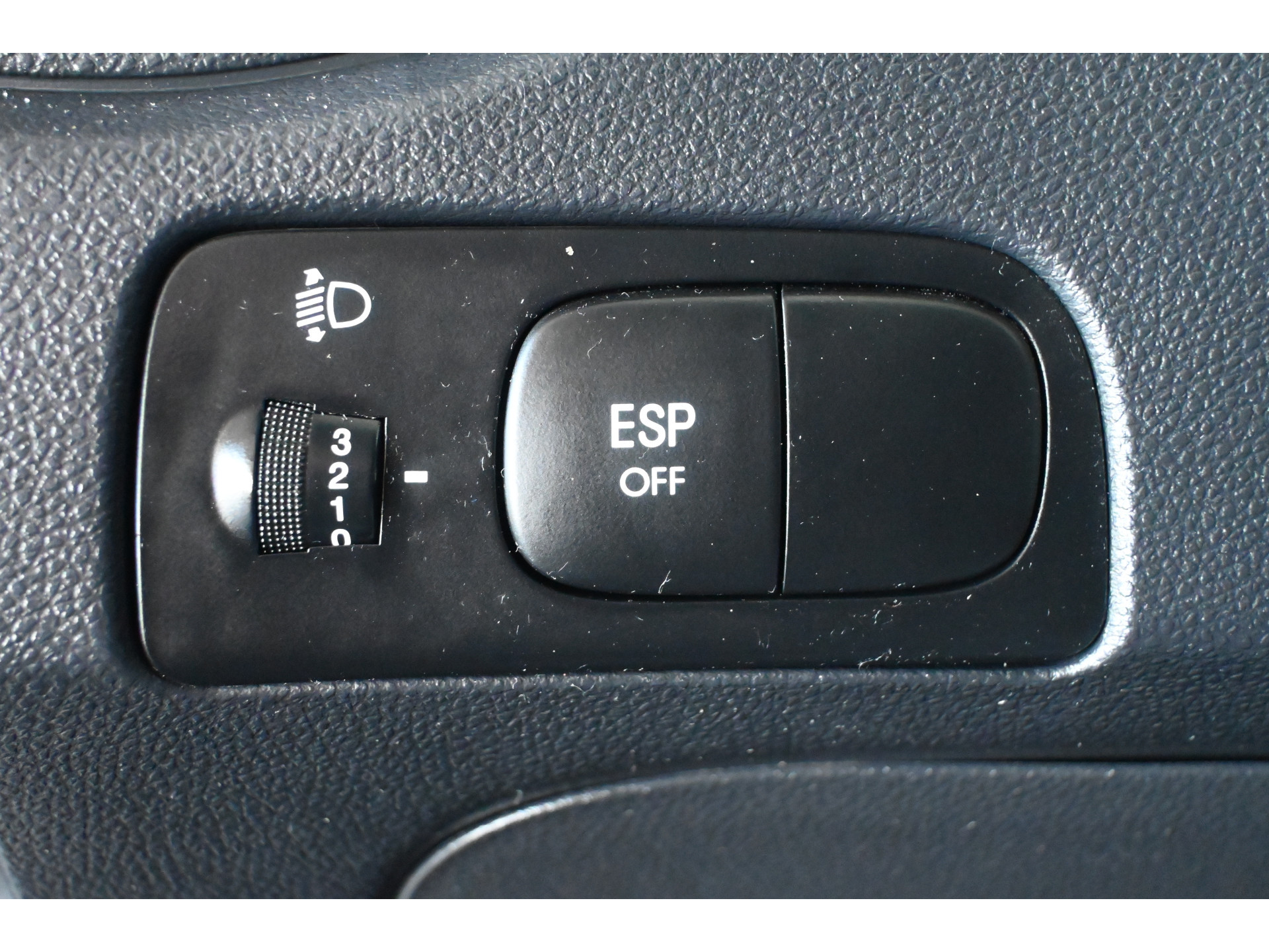 Kia Sportage 2.0 CVVT X-ception Trekhaak Airco Cruise control Leder PDC Android Auto 100% Onderhouden! Inruil Mogelijk!