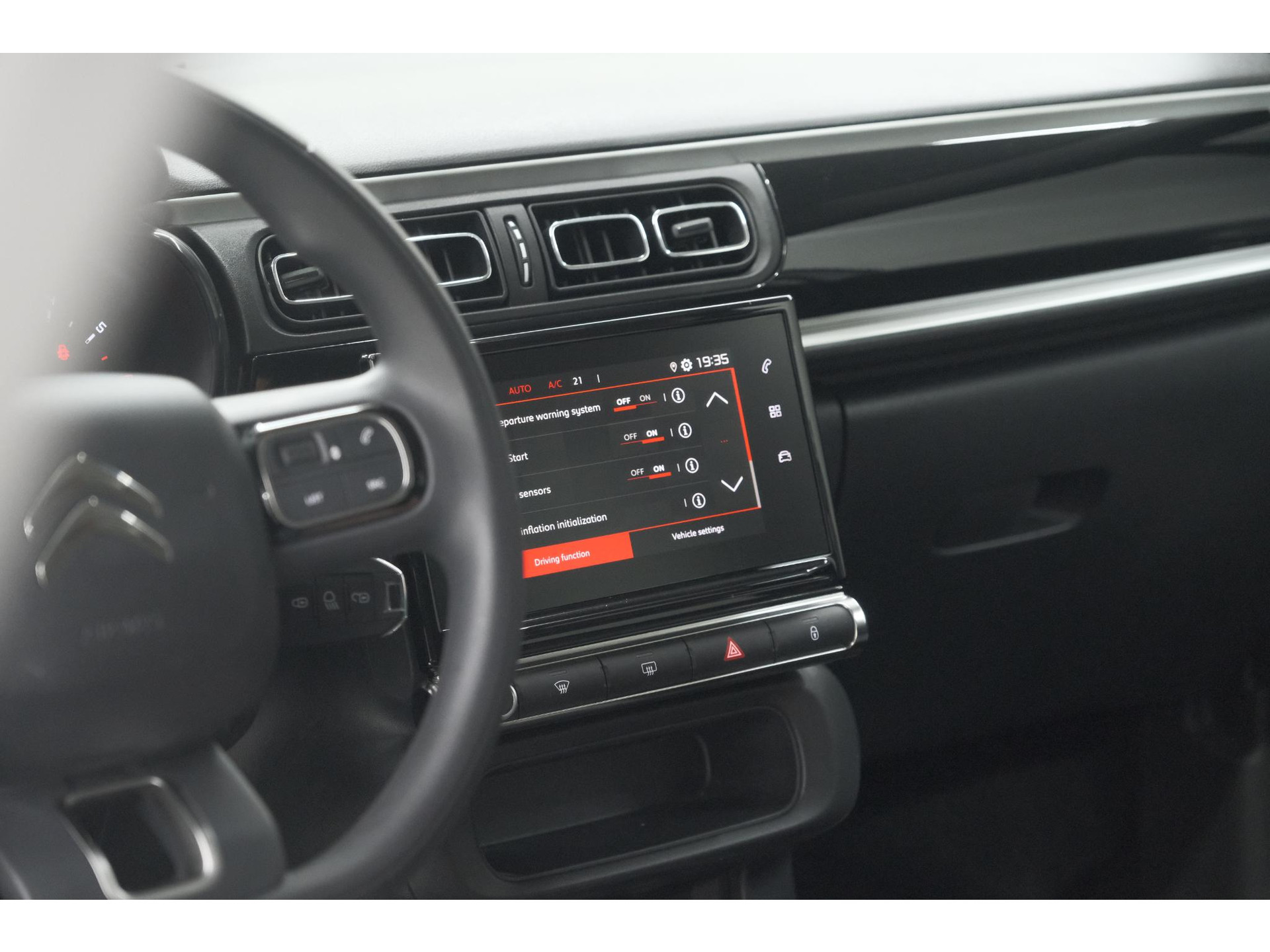 Citroen C3 PureTech 110 EAT6 Max | Parkeersensoren | Apple Carplay | 16 Inch Lichtmetalen Velgen