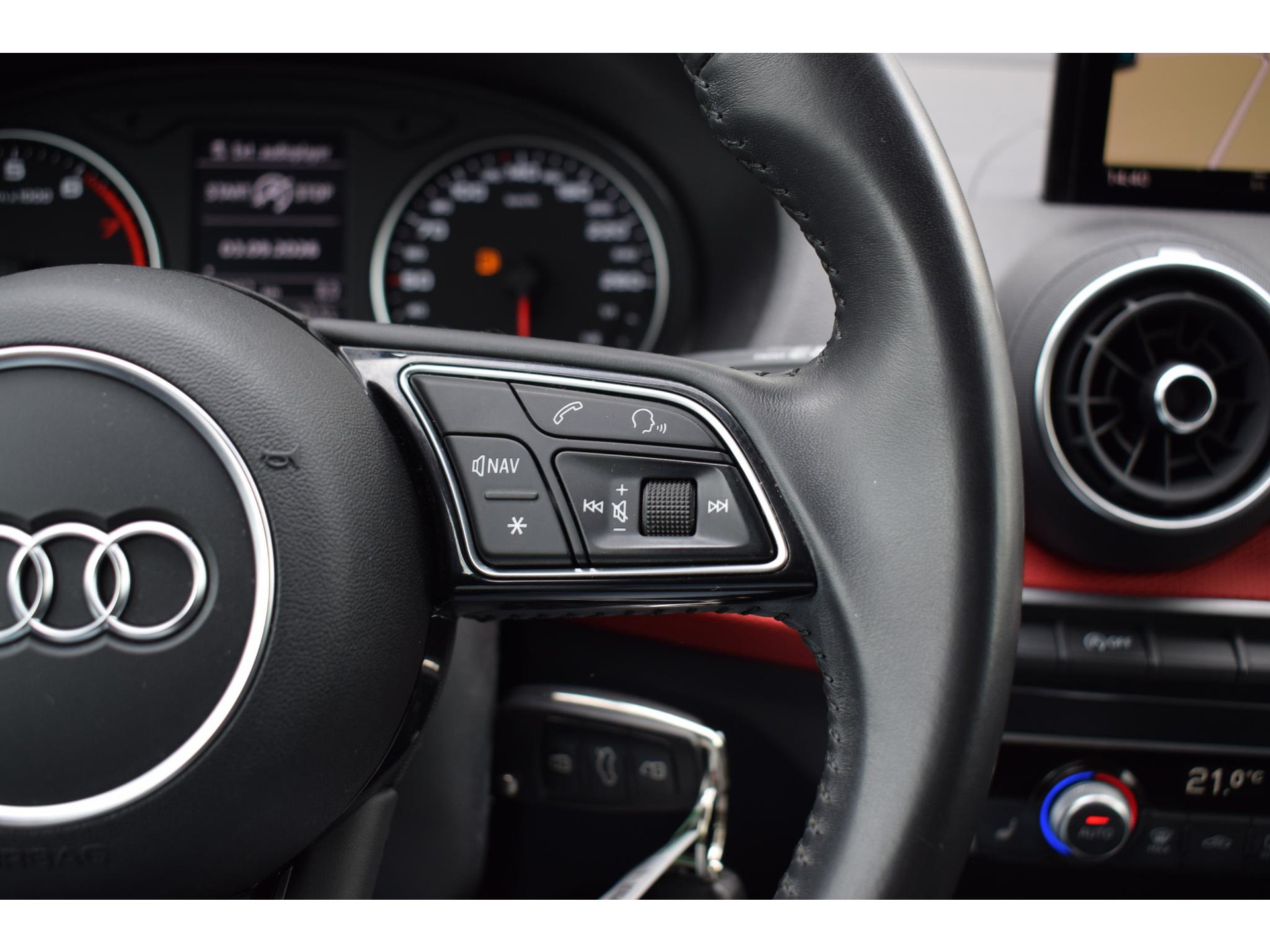 Audi Q2 30 TFSI Design Pro Line Plus | Stoelverwarming | Cruise | Navi | Climate