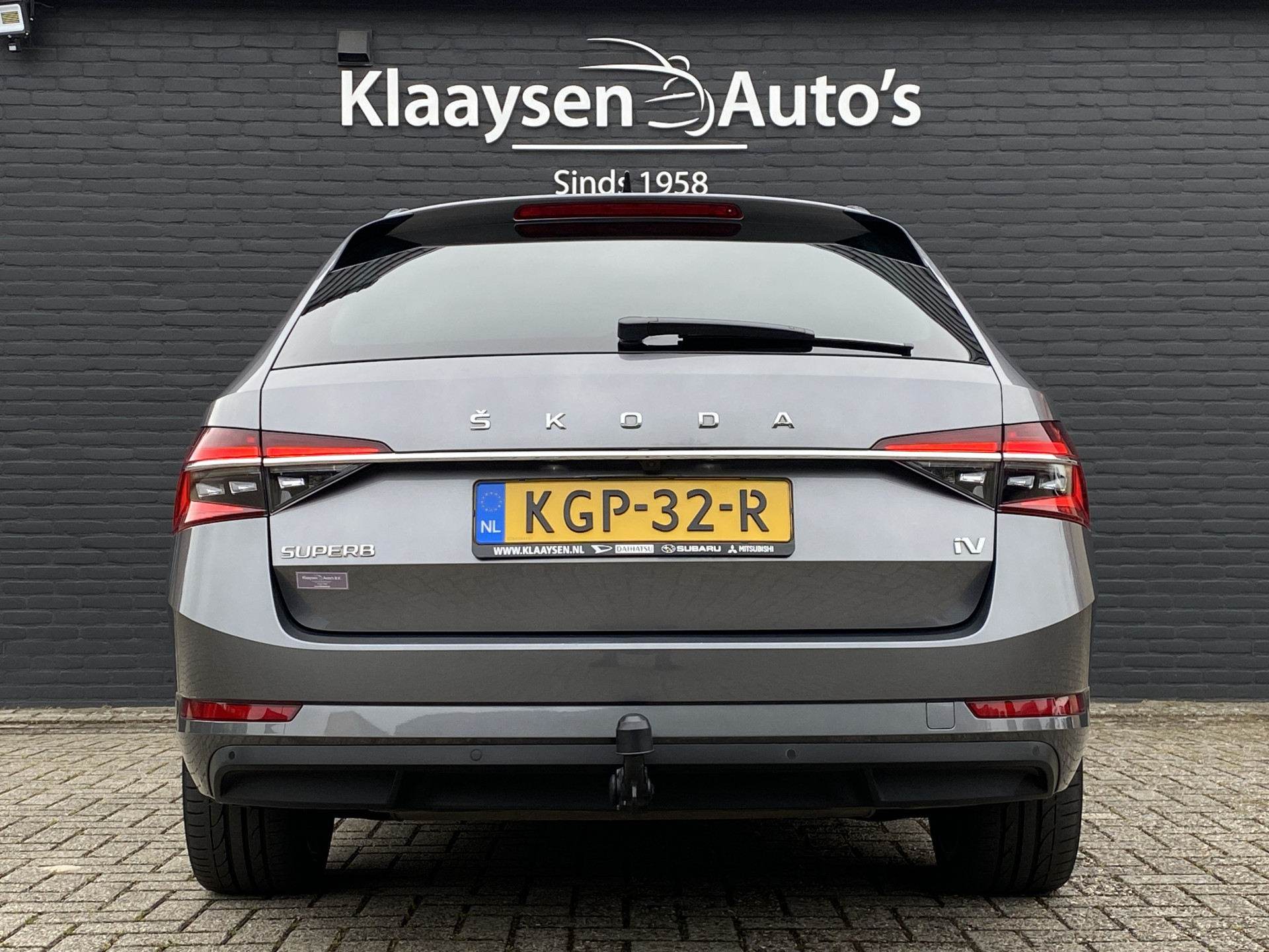 ŠKODA Superb Combi 1.4 TSI iV 218 pk Business Edition Plus AUT. | 1e eigenaar | navigatie | panoramadak | trekhaak | leder interieur