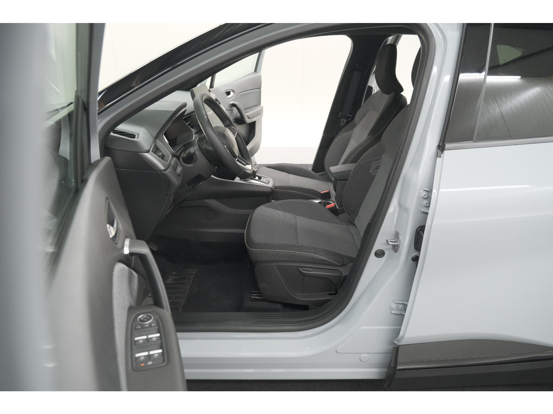 Renault Captur 1.8 E-Tech full hybrid 160 techno | Camera | Adaptieve Cruise Control | Navigatie