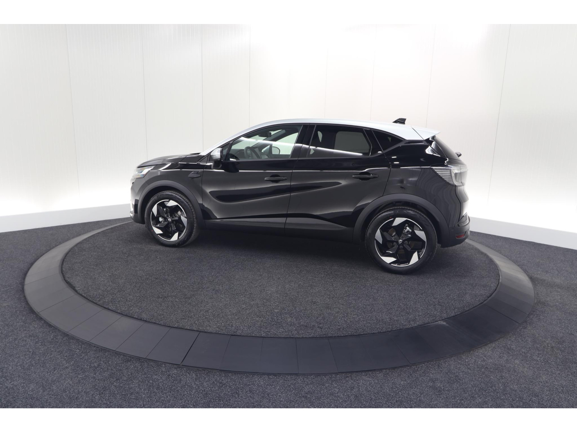 Renault Captur 1.6 E-Tech full hybrid 145 Techno | 360 Camera | Adaptieve Cruise Control | Apple Carplay | 18 Inch Lichtmetalen Velgen