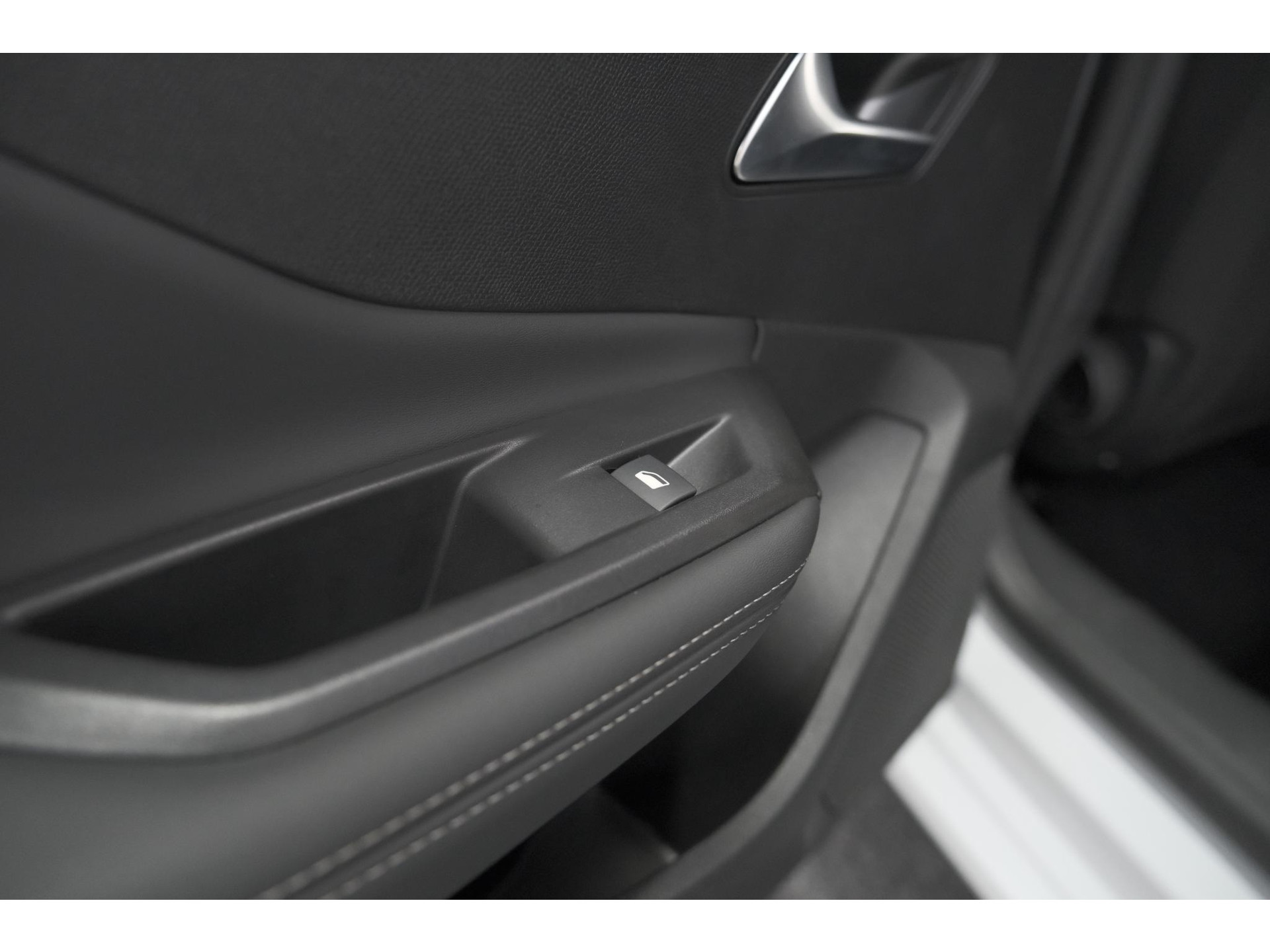 Peugeot 308 SW 1.6 Plug-in Hybrid 180 Allure | Perfecte Staat | 360 Camera | Adaptieve Cruise Control | Navigatie | Apple Carplay