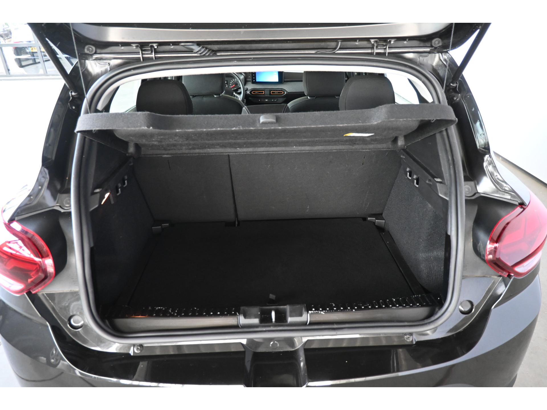 Dacia Sandero Stepway 1.0 TCe 90 Comfort Automaat Airco Cruise Pdc Navigatie 1e Eigenaar Inruil Mogelijk!