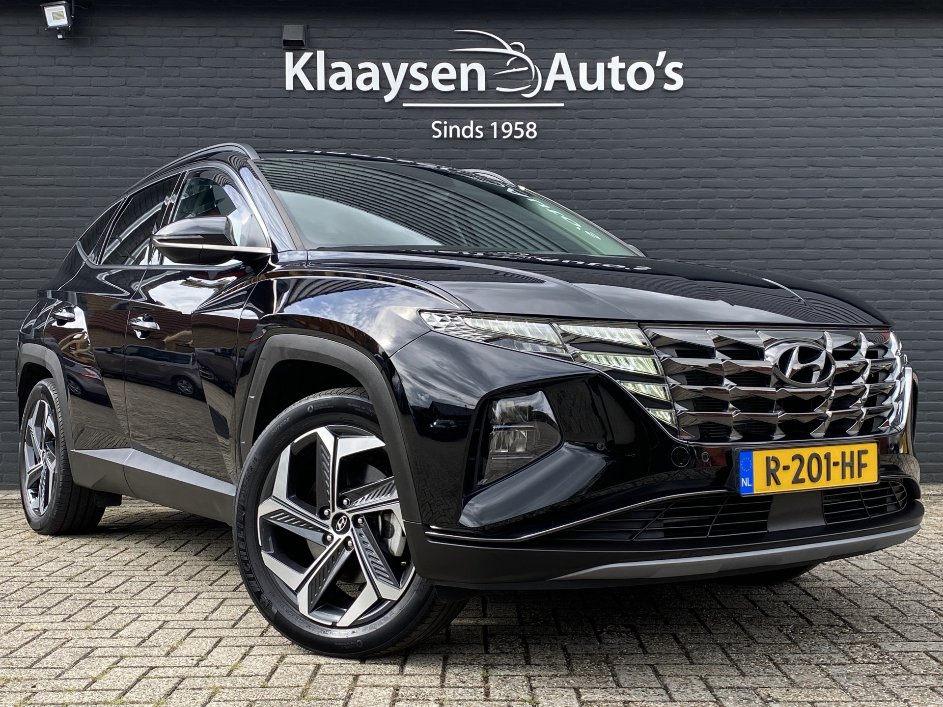 Hyundai Tucson 1.6 T-GDI PHEV 265 pk Comfort Smart 4WD | 1e eigenaar | navigatie | elektr. a. klep | adapt. cruise | camera | BTW auto