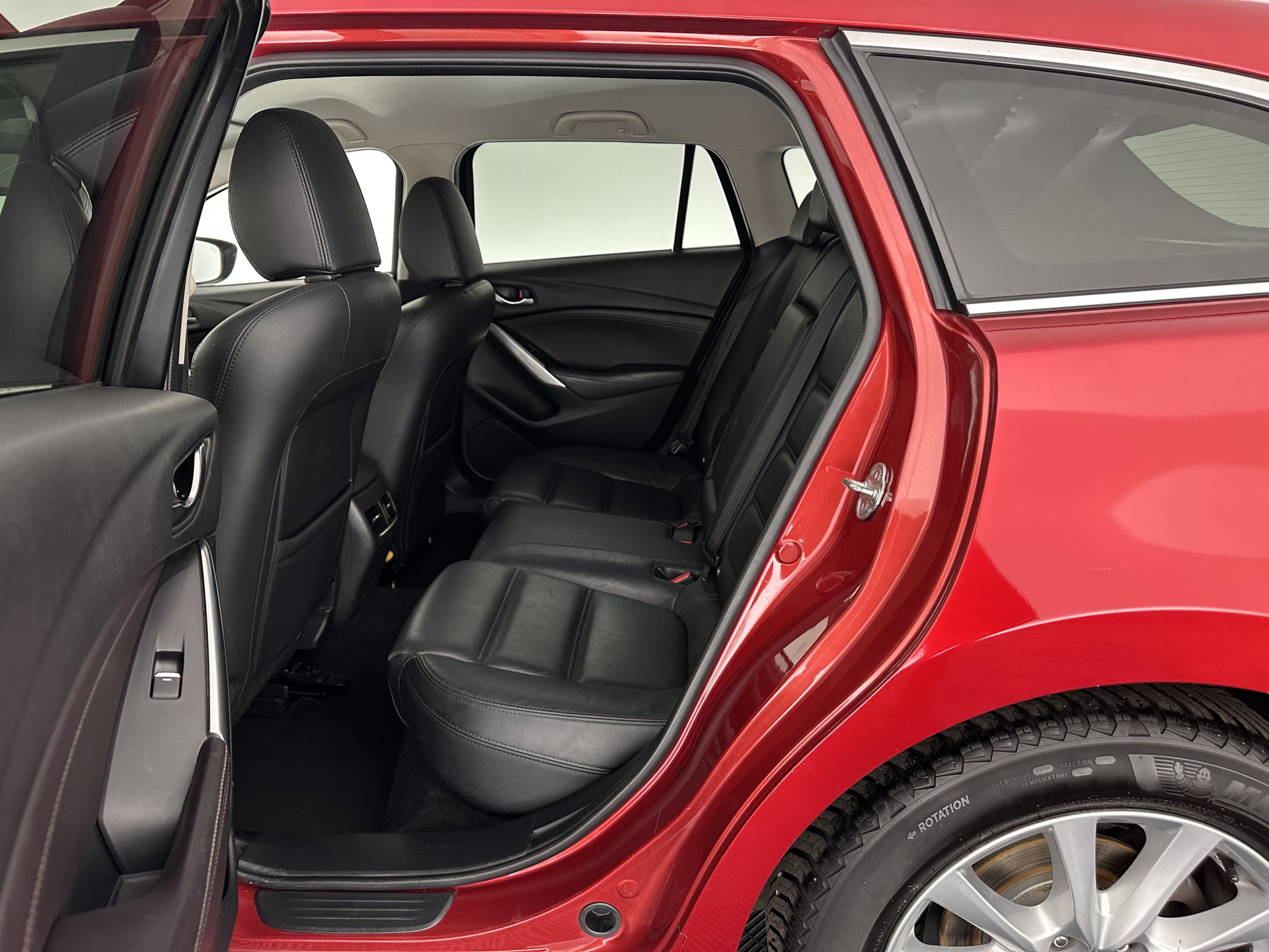 Mazda 6 Sportbreak 2.2D SkyActiv-D 150 Skylease GT *LEATHER | FULL-LED | MEMORY-PACK | HEATED-SPORTSEATS | BLINDSPOT | KEYLESS | DAB+ | NAVI-FULLMAP | ECC | PDC | CRUISE | PRIVACYGLASS |  17''ALU*