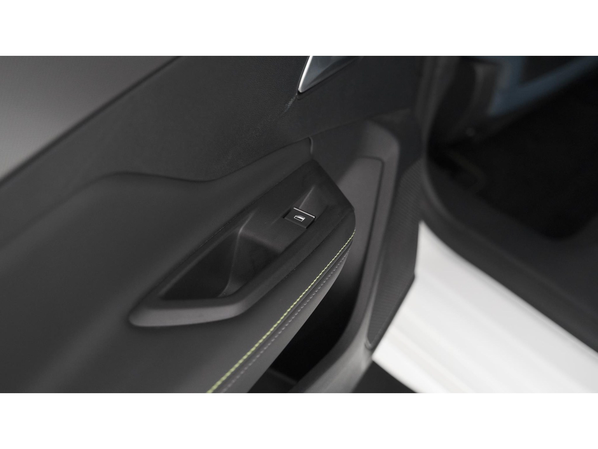 Peugeot 308 PureTech 130 GT Pack Business | Camera | Dodehoekdetectie | Apple Carplay