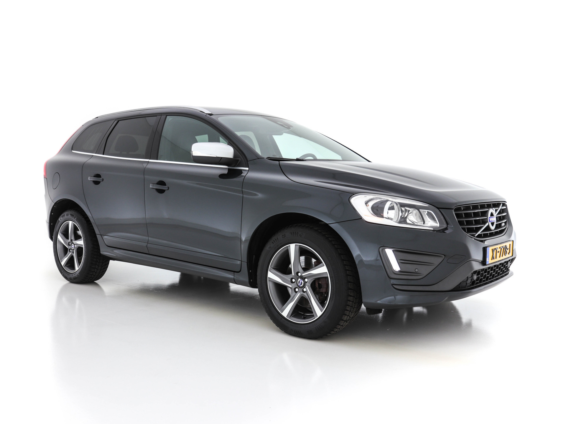 Volvo XC60 2.0 D4 R-Design FWD Aut. *NAVI-FULLMAP | LEATHER-ALCANTARA | ECC | HEATED-R-DESIGN-SPORTSEATS | PRIVACY-GLASS |  PDC | SHIFT-PADDLES | CRUISE | 18"ALU*