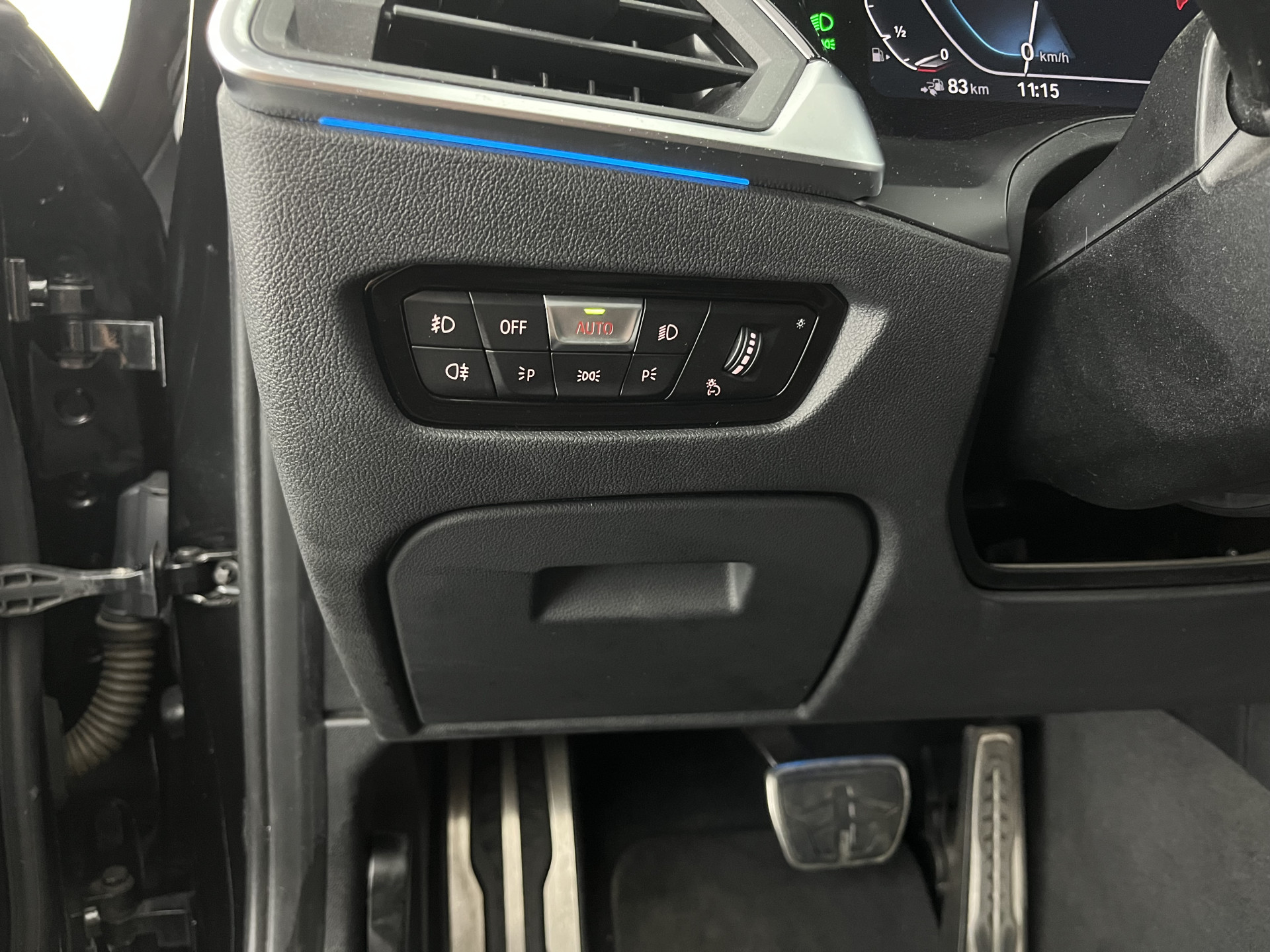 BMW 3-serie Touring 330e eDrive  M-Sportpack Edition (Plug-In) (INCL-BTW) *PANO | LEATHER | HEAD-UP | ADAPTIVE-CRUISE | FULL-LED | KEYLESS | DIGI-COCKPIT | HEATED-SPORTSEATS | CAMERA | HIFI-SOUND | PRIVACYGLASS | DAB+ | SHIFTPADDLES | NAVI-FULLMAP | 19"A