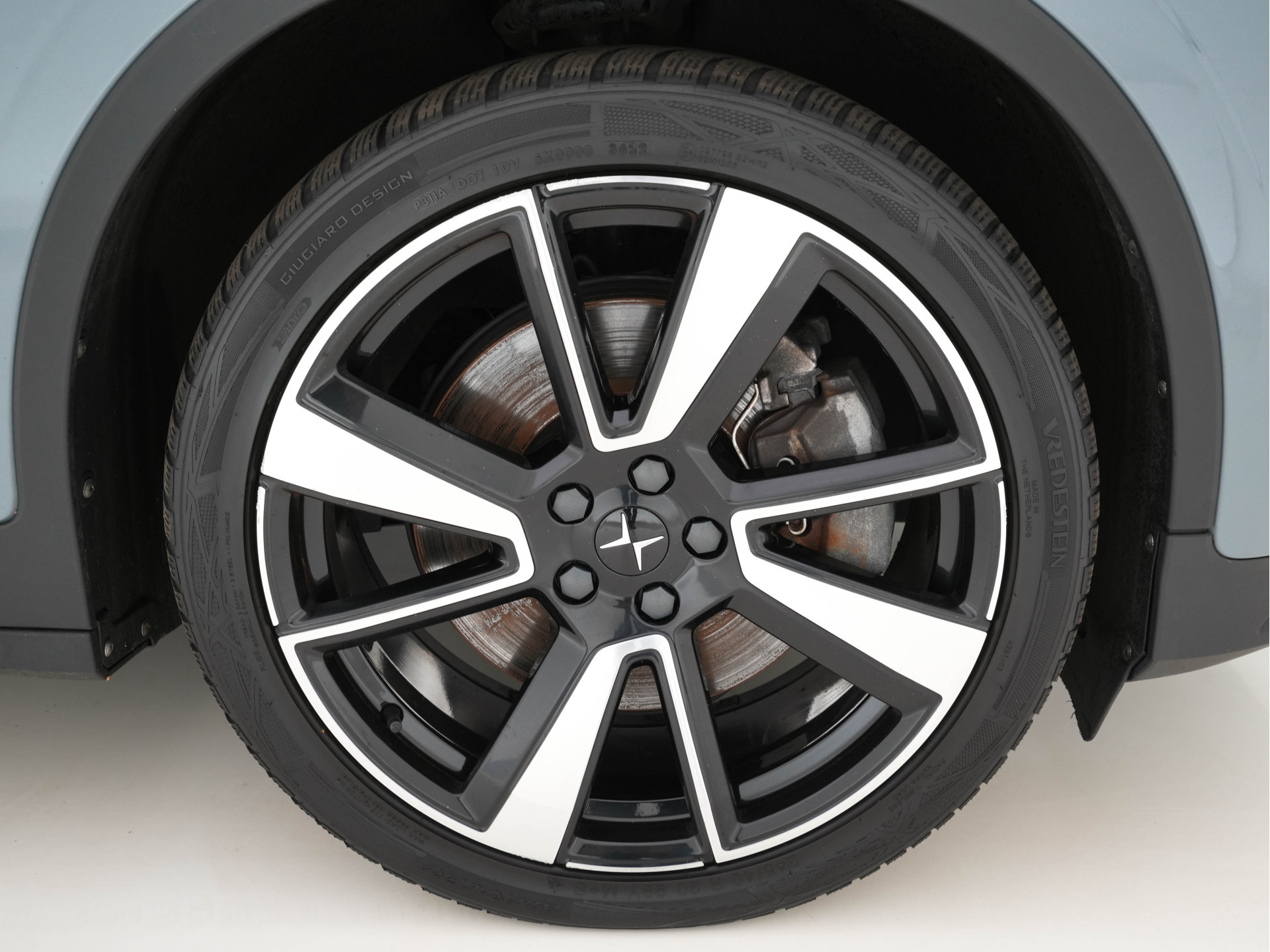 Polestar 2 Long Range Single Motor 78 kWh [ 3-Fase-11kW ] {SOH-95%} (INCL-BTW) *NAVI-FULLMAP | FULL-LED | KEYLESS | CAMERA | LANE-ASSIST | DIGI-COCKPIT | DAB+ | COMFORT-SEATS | ECC | PDC | 20''ALU*