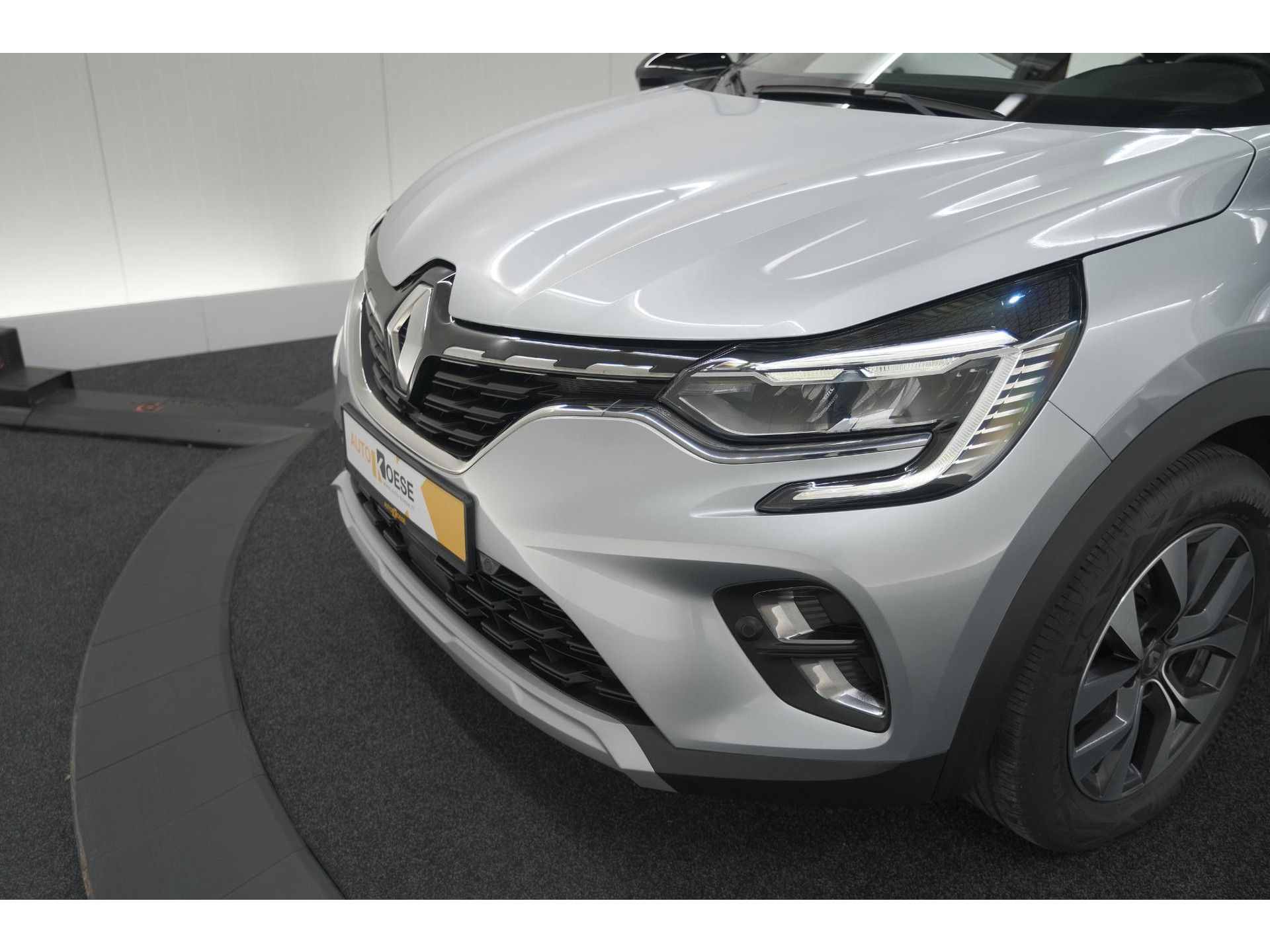 Renault Captur TCe 90 Intens | Trekhaak | Camera | Navigatie | Parkeersensoren | Apple Carplay