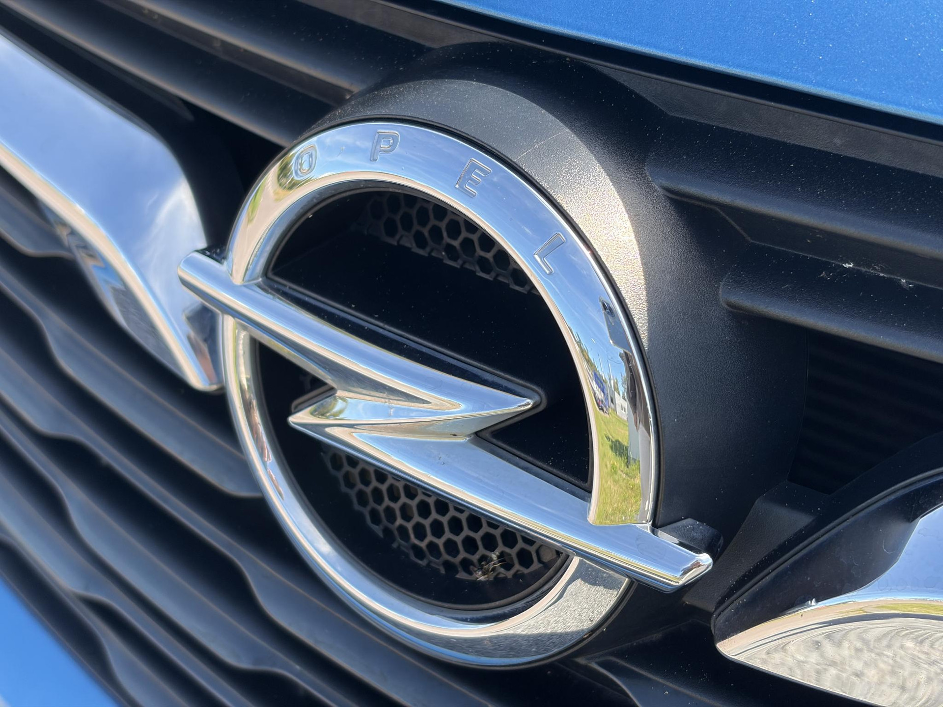 Opel Crossland X 1.2 Turbo Innovation ✓1e Eigenaar✓Dealer Onderhouden✓360° Camera✓Carplay✓Navi✓6 Bak✓110pk✓Keylss✓Halfleder✓Pdc V+A✓Lm velgen✓N.A.P✓Rijstrooksensor✓Dodehoeksensor✓Apk tot 09-2028