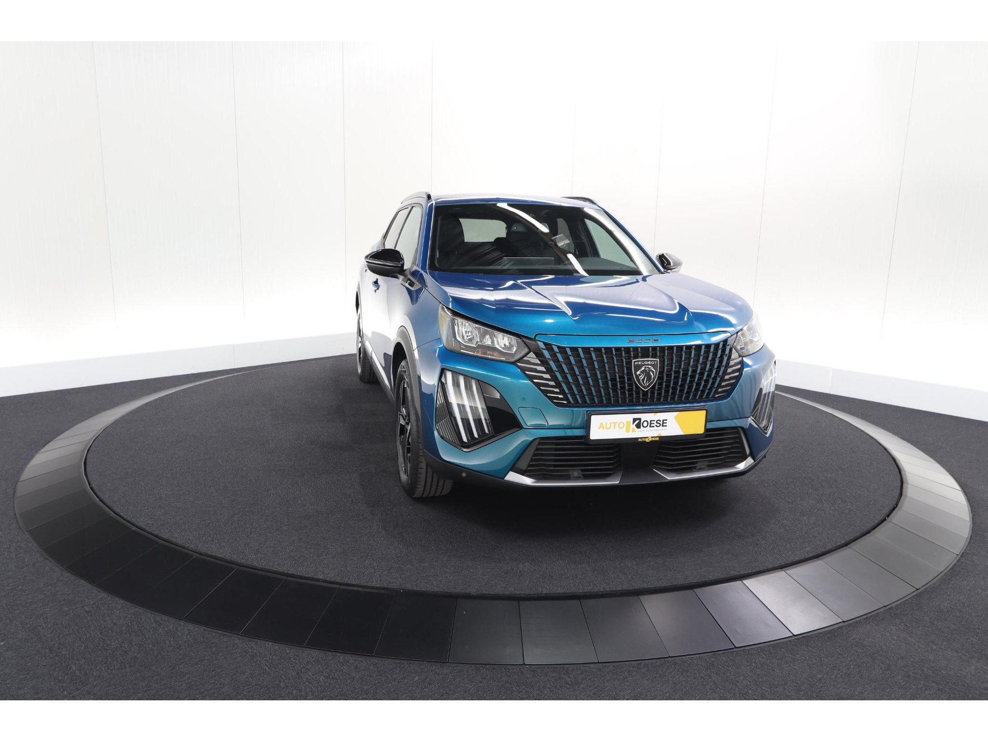 Peugeot e-2008 EV Allure Avantage 54 kWh | 11 KW Laadfunctie | Parkeersensoren | Apple Carplay