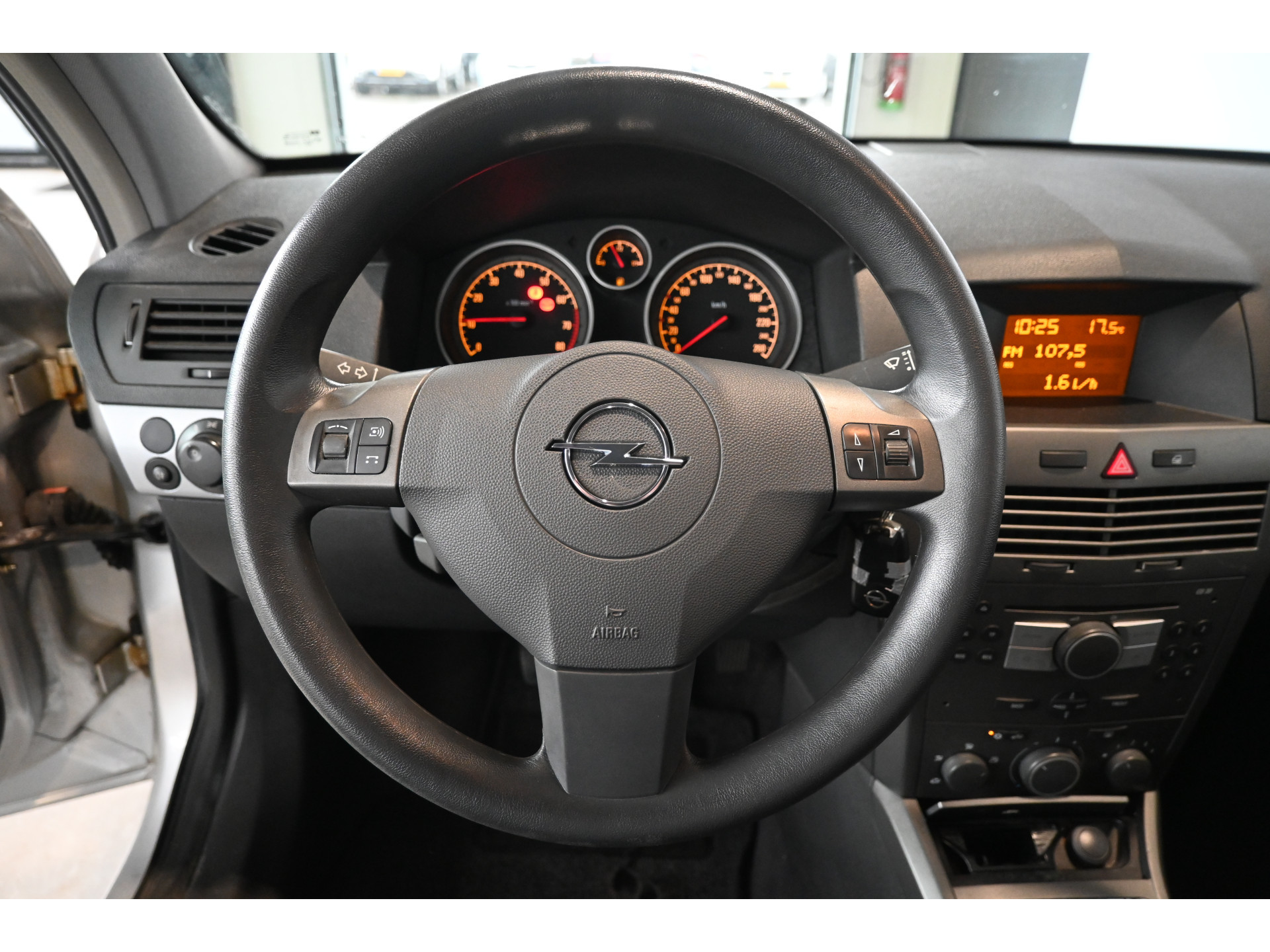 Opel Astra 1.4 Enjoy Airco Cruise Control All in Prijs! Inruil Mogelijk!