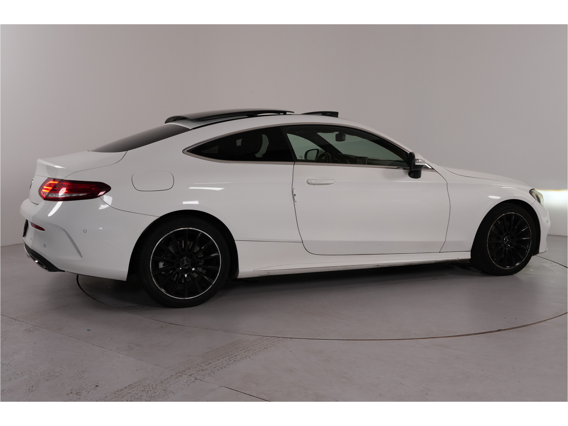 Mercedes-Benz C-klasse Coupé 250 AMG | Pano | Burmester |