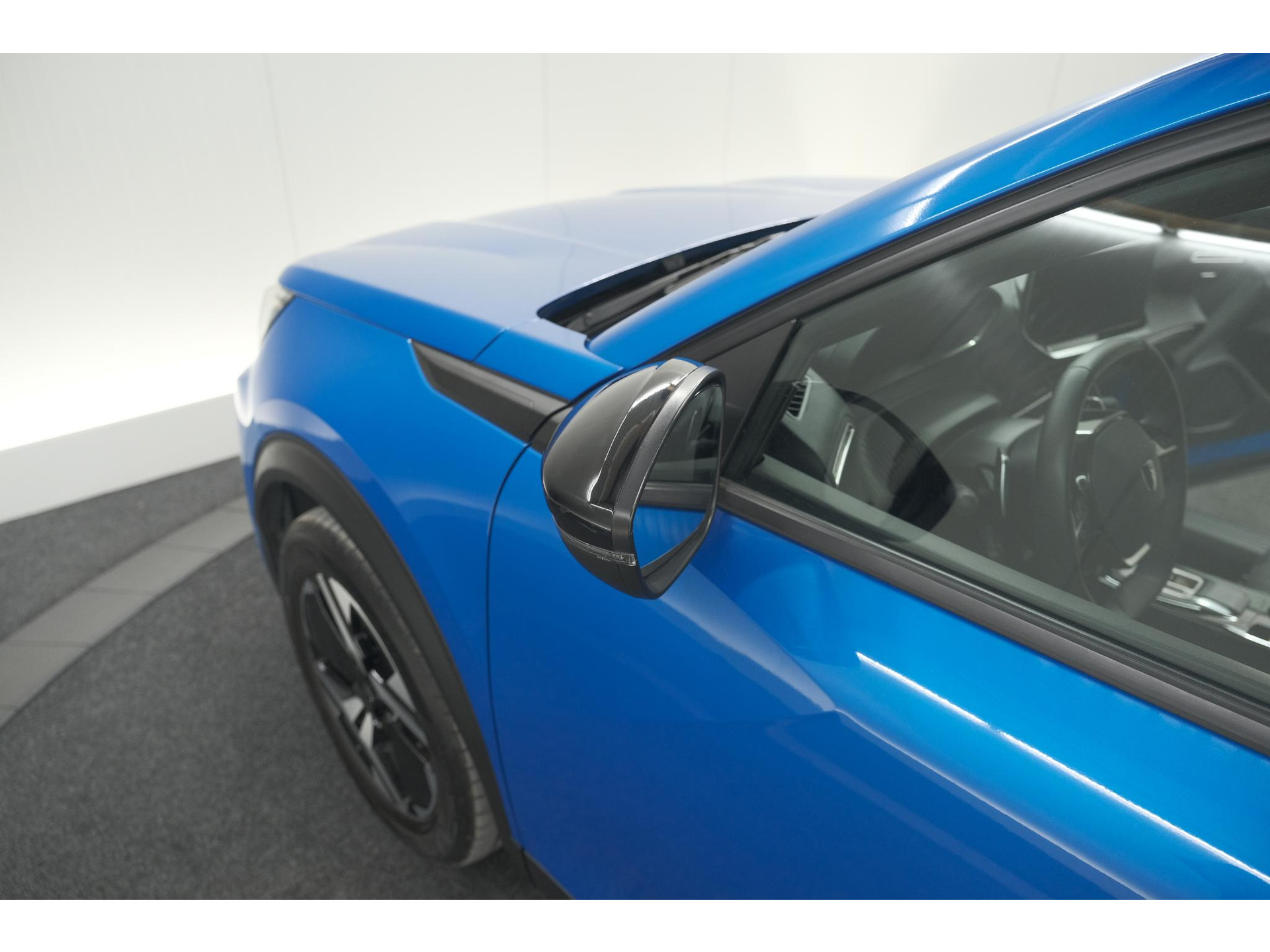 Peugeot 2008 PureTech 130 EAT8 Blue Lease Allure | Camera | Navigatie | Parkeersensoren | Apple Carplay