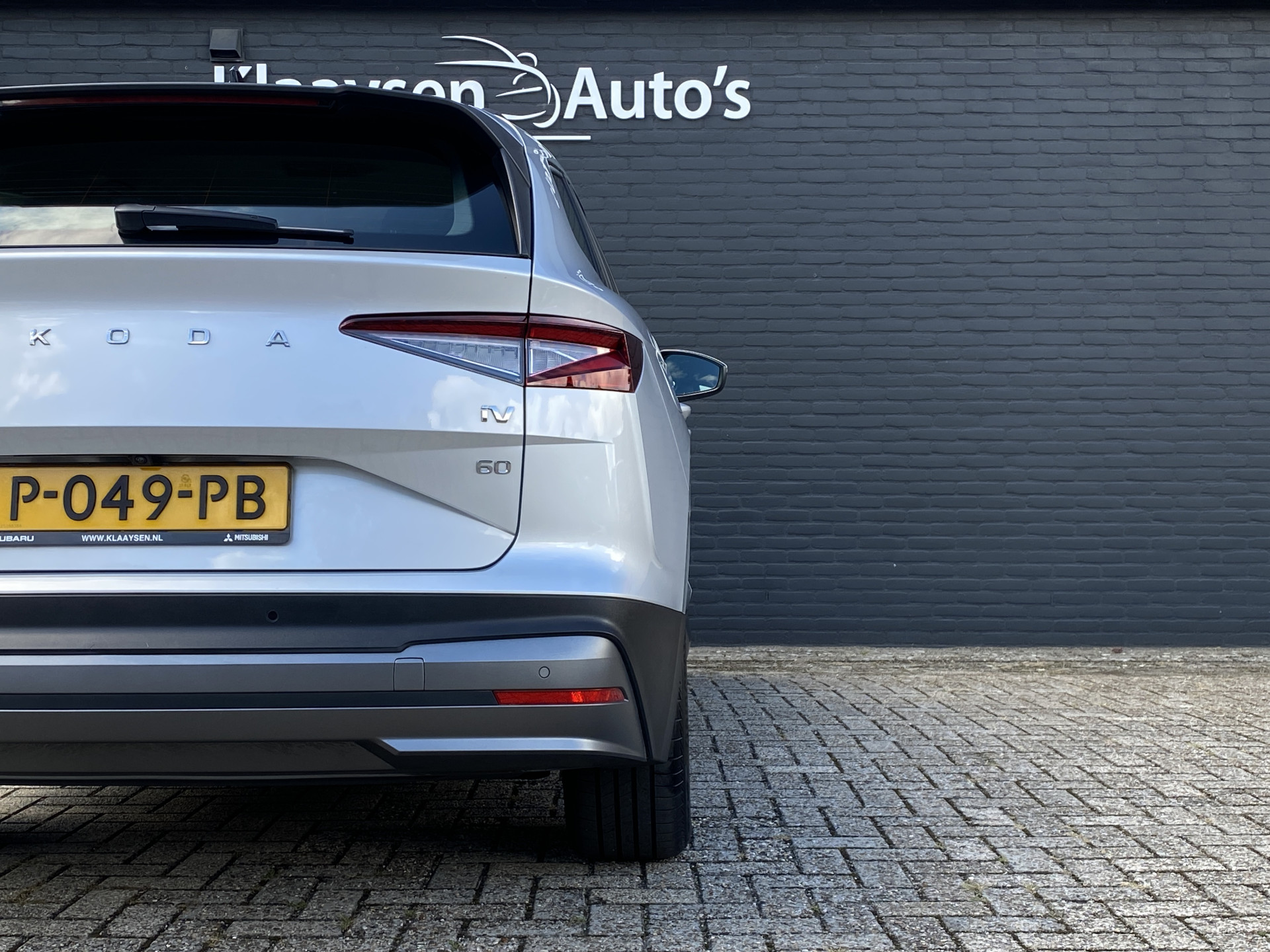 ŠKODA Enyaq iV 60 | 1e eigenaar | dealer onderhouden | navigatie | camera | sfeerverlichting | apple carplay | SOH 92%