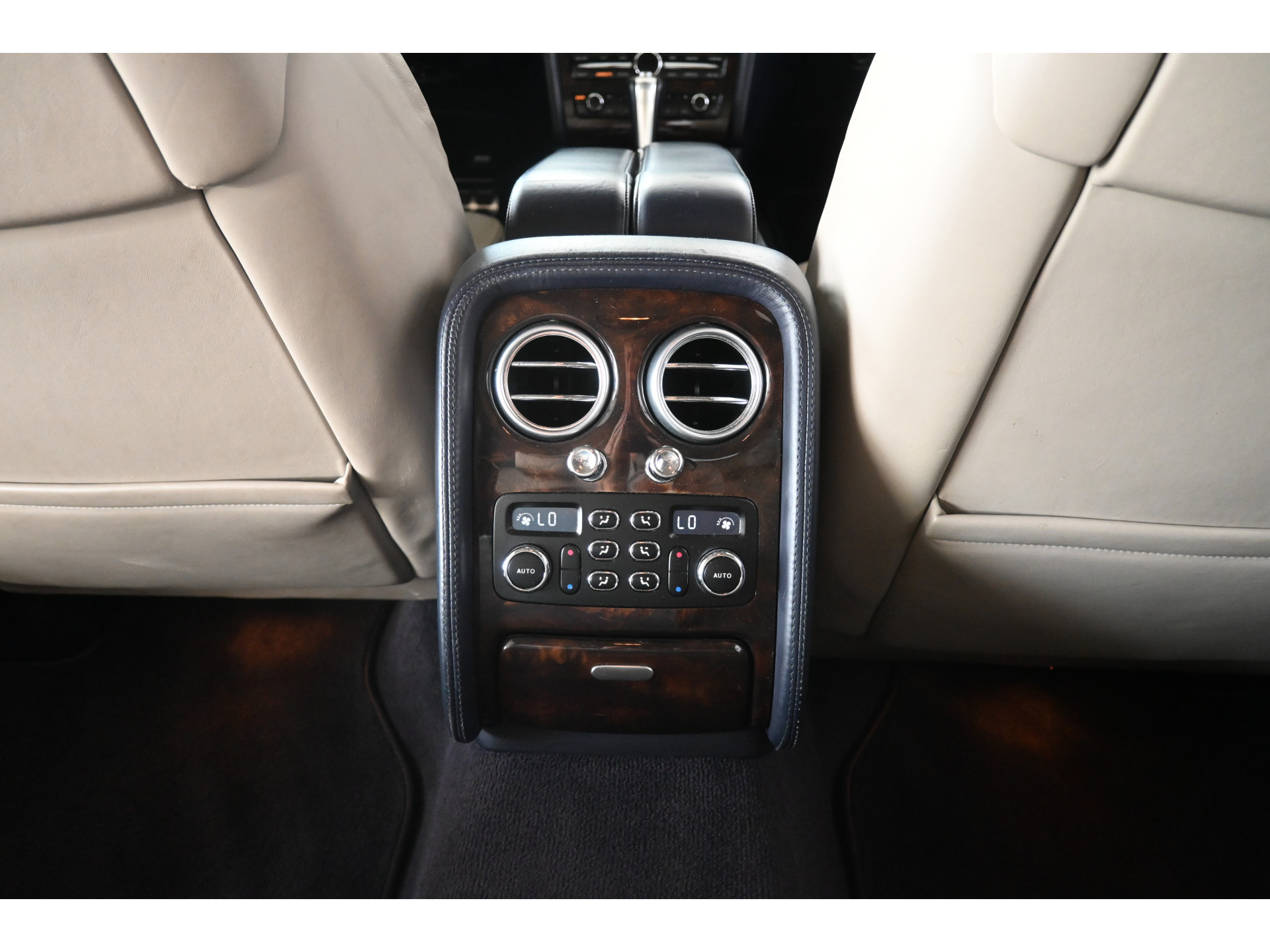 Bentley Continental Flying Spur 6.0 W12 NAP! Automaat Clima Navigatie Stoelverwarming Inruil Mogelijk!