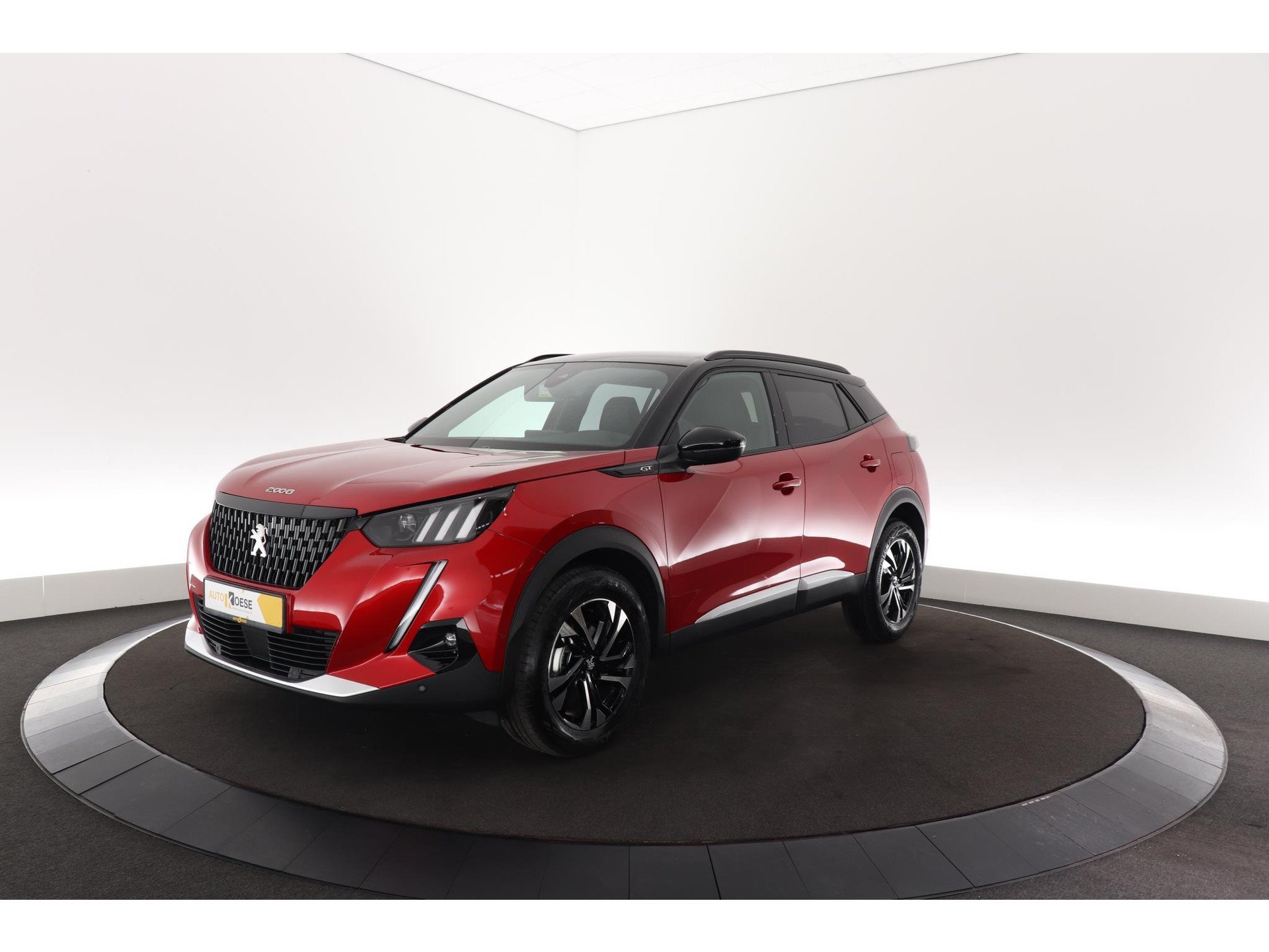 Peugeot 2008 PureTech 130 GT | Camera | Dodehoekdetectie | Navigatie | Parkeersensoren | Stoelverwarming