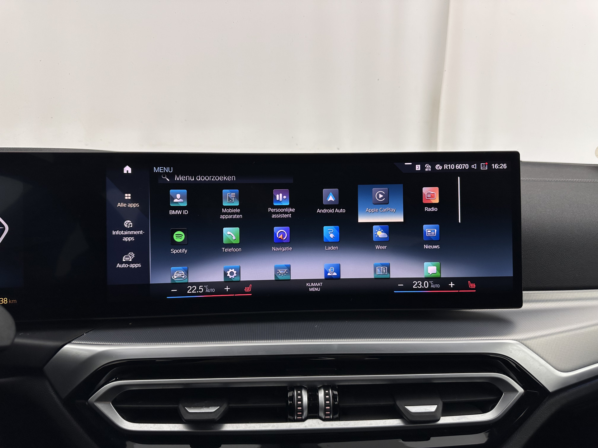 BMW i4 eDrive40 84 kWh M-Sport *M50 JAHRE* [ 3-Fase-11 kW ] {SOH-96%} (INCL-BTW) *LEATHER-ALCANTARA | FULL-LED | ADAPTIVE-CRUISE | HEATED-SPORTSEATS | CAMERA | DAB | DIGI-COCKPIT | NAVI-FULLMAP | AMBIENT-LIGHT | ECC | PDC | CARPLAY | KEYLESS | SHIFTPADDLE