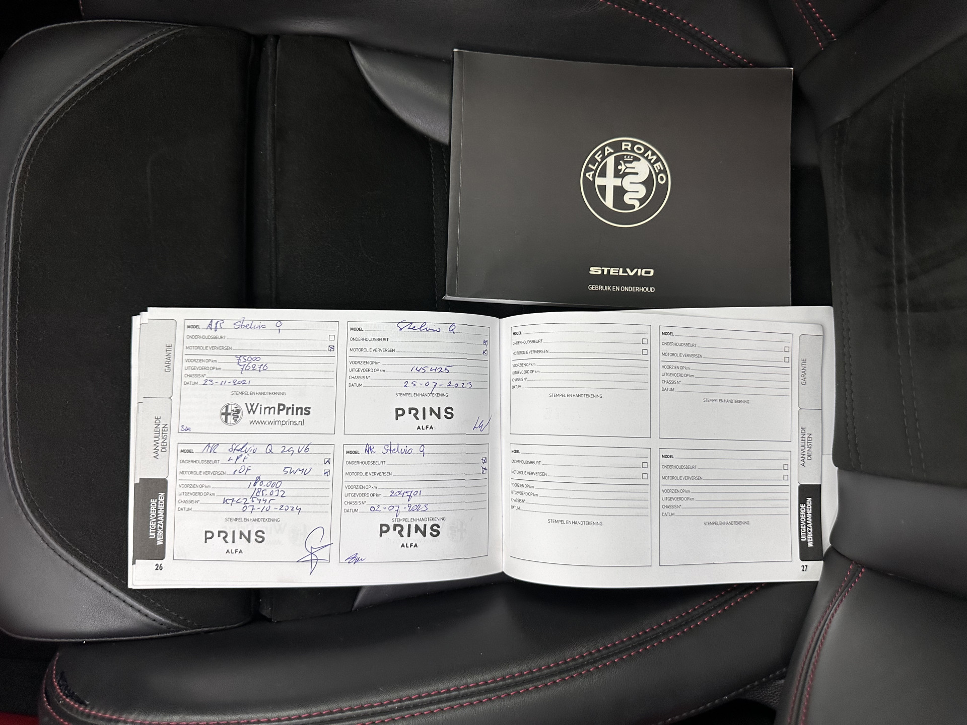 Alfa Romeo Stelvio 2.9 V6 AWD Quadrifoglio (INCL-BTW) Aut. *PANO | LEATHER-ALCANTARA | XENON | ADAPTIVE-CRUISE | BLIND-SPOT | HARMAN/KARDON | MEMORY-PACK | HEATED-SPORTSEATS | DAB+ | KEYLESS | CARPLAY | NAVI-FULLMAP | CARBON-INLAY |..