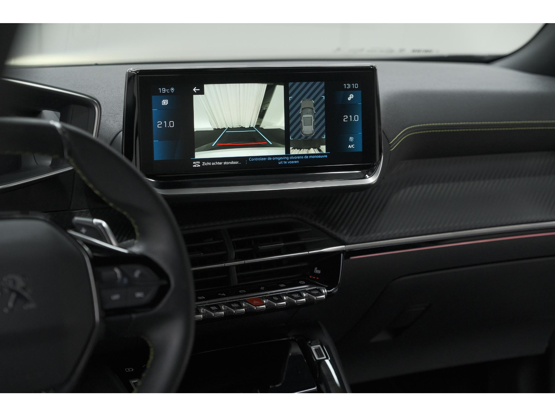 Peugeot 2008 PureTech 130 EAT8 GT | Camera | Dodehoekdetectie | Apple Carplay | Pack Winter