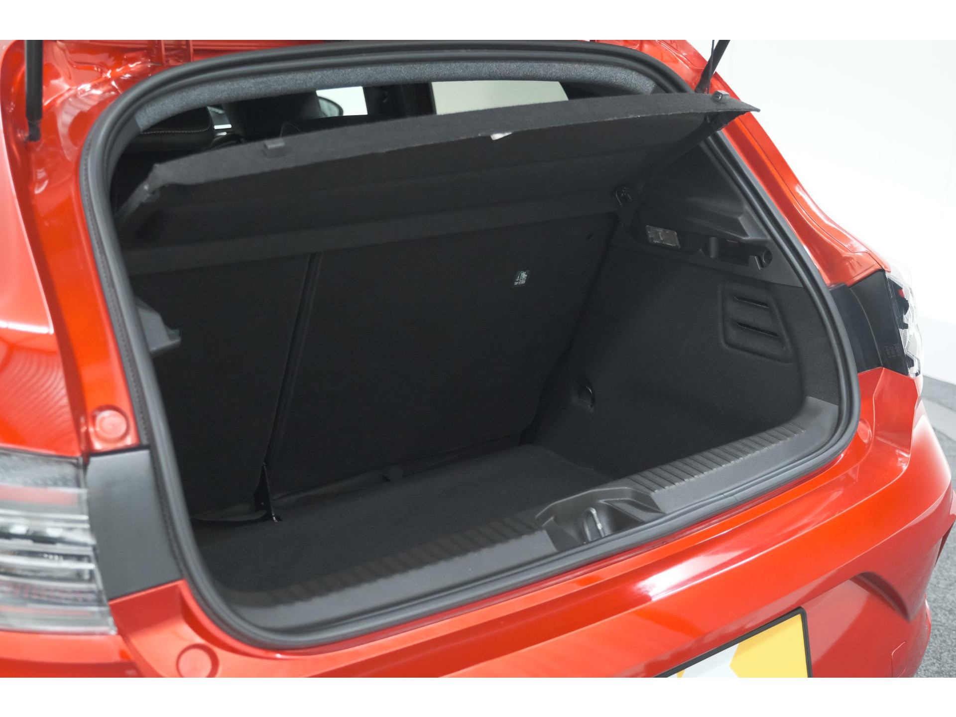 Renault Clio TCe 90 GPF Techno | 360 Camera | Adaptieve Cruise Control | 9.3 Inch Groot Scherm