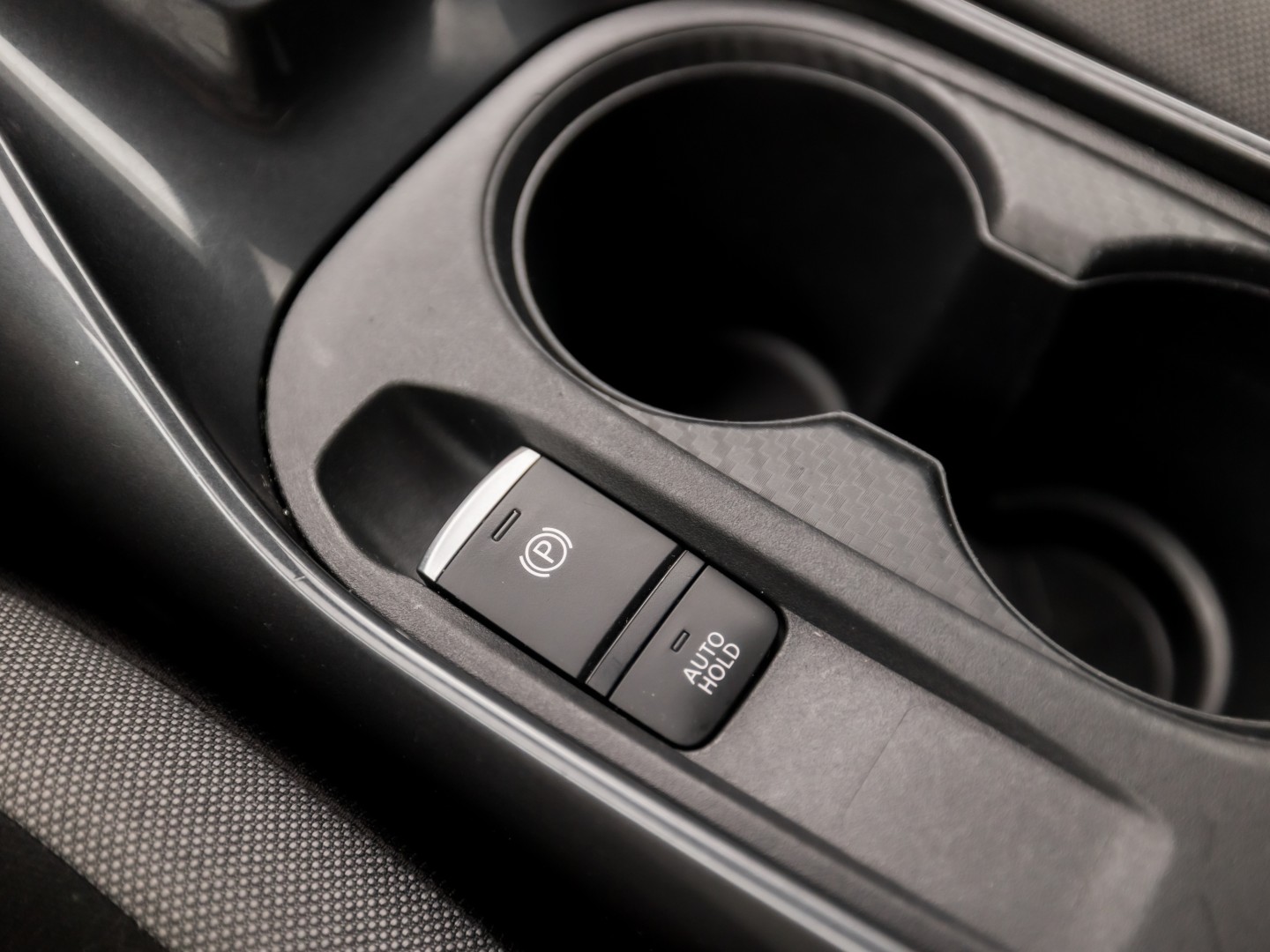 Nissan Juke 1.0 DIG-T N-Connecta Black Sport (APPLE CARPLAY, NAVIGATIE, CLIMATE, CAMERA, SPORTSTOELEN, GETINT GLAS, CRUISE, NIEUWSTAAT)