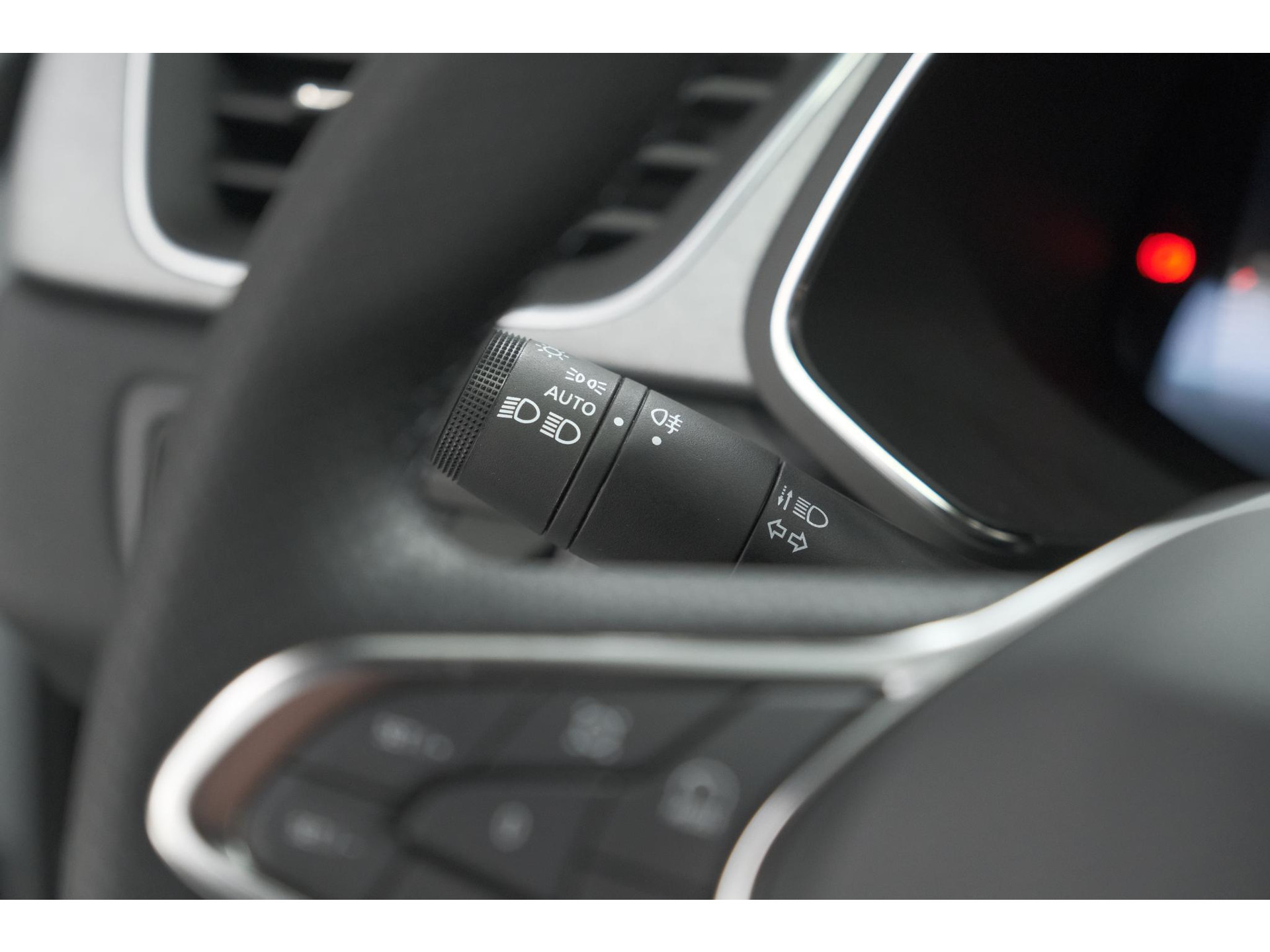 Renault Captur 1.8 E-Tech full hybrid 160 techno | Camera | Adaptieve Cruise Control | Navigatie