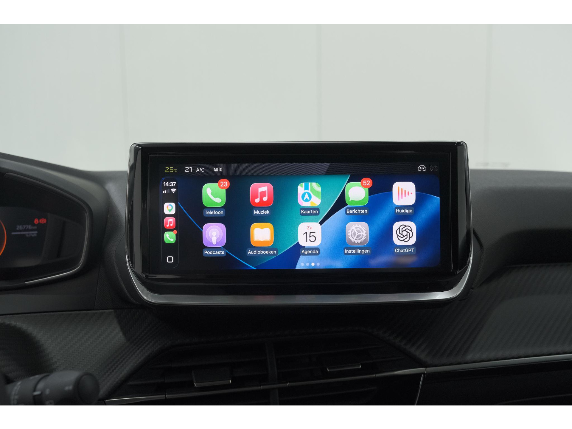 Peugeot 208 1.2 Hybrid 110 e-DCS6 Allure | Climate Control | Apple Carplay | Parkeersensoren