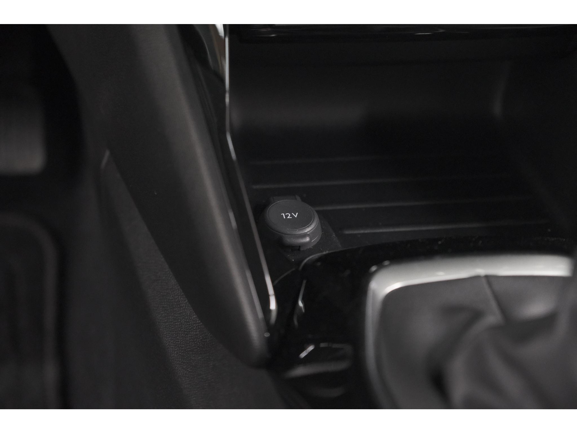 Peugeot 208 PureTech 100 Allure | 360 Camera | Dodehoekdetectie | Navigatie