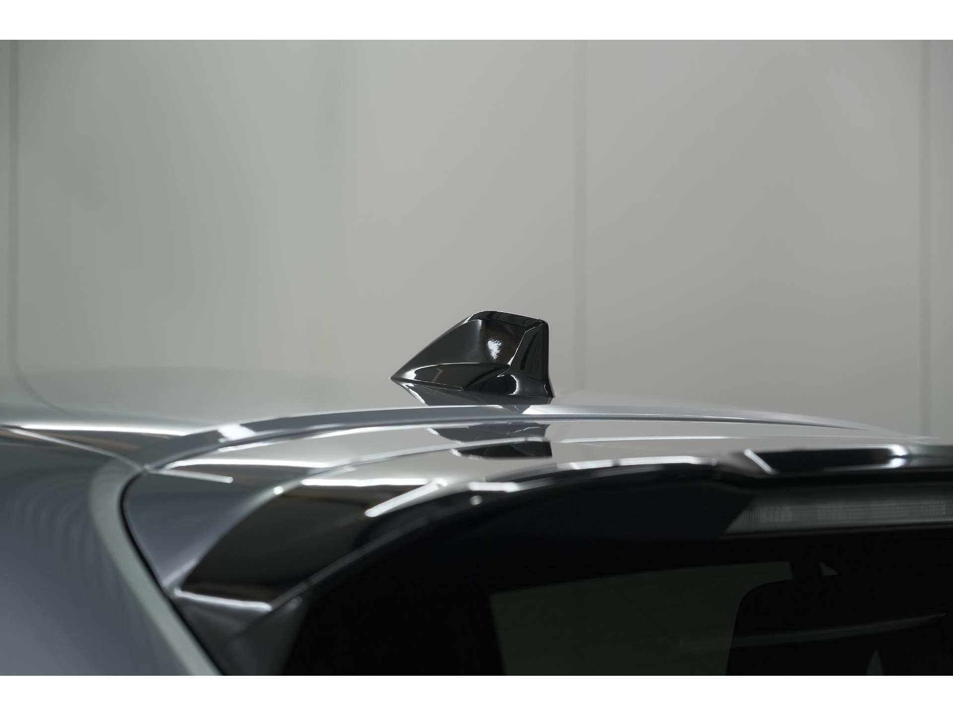 Peugeot 208 1.2 Hybrid 145 e-DCS6 GT | Alcantara Pakket | Camera | Apple Carplay | Stoelverwarming