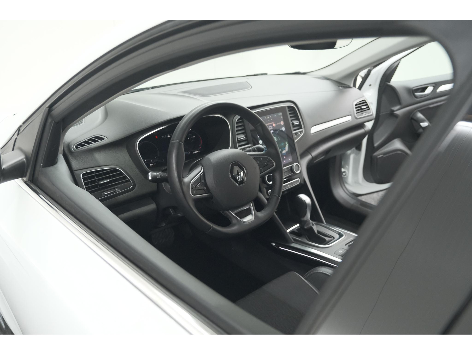 Renault Mégane Estate TCe 140 EDC Techno | Trekhaak | Camera | Navigatie | 9.3 Inch Groot Scherm