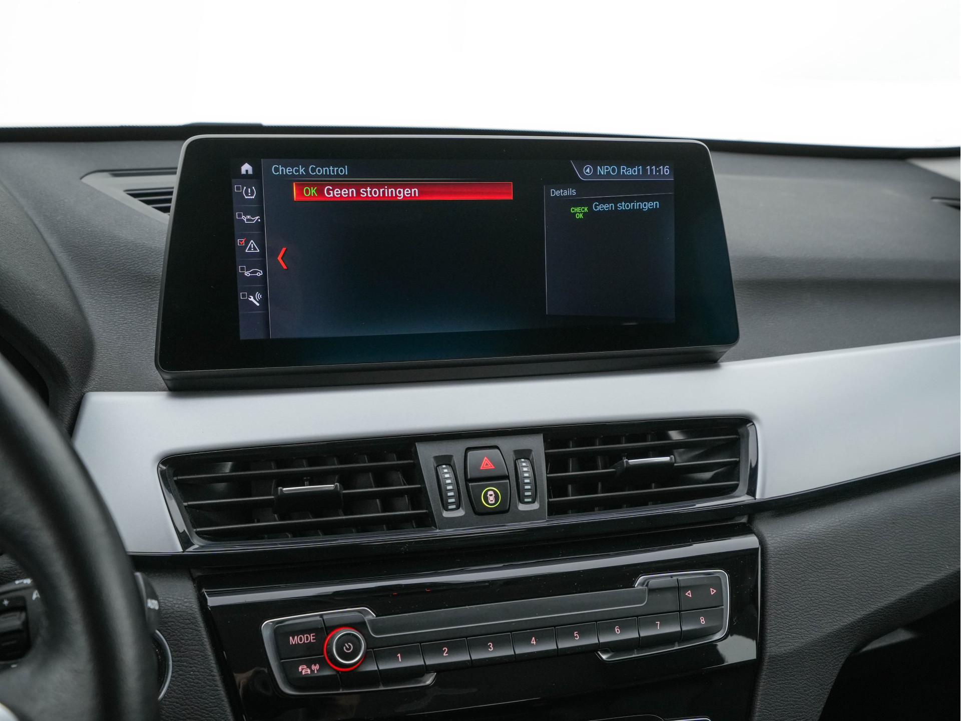 BMW X1 xDrive25e eDrive Edition ( Plug-In ) (INCL-BTW) *LEATHER | FULL-LED | HARMAN/KARDON | CAMERA | HEATED-COMFORTSEATS | NAVI-FULLMAP | ECC | KEYLESS |  PDC | CRUISE | DAB | TOWBAR | HEAD-UP | 17''ALU*